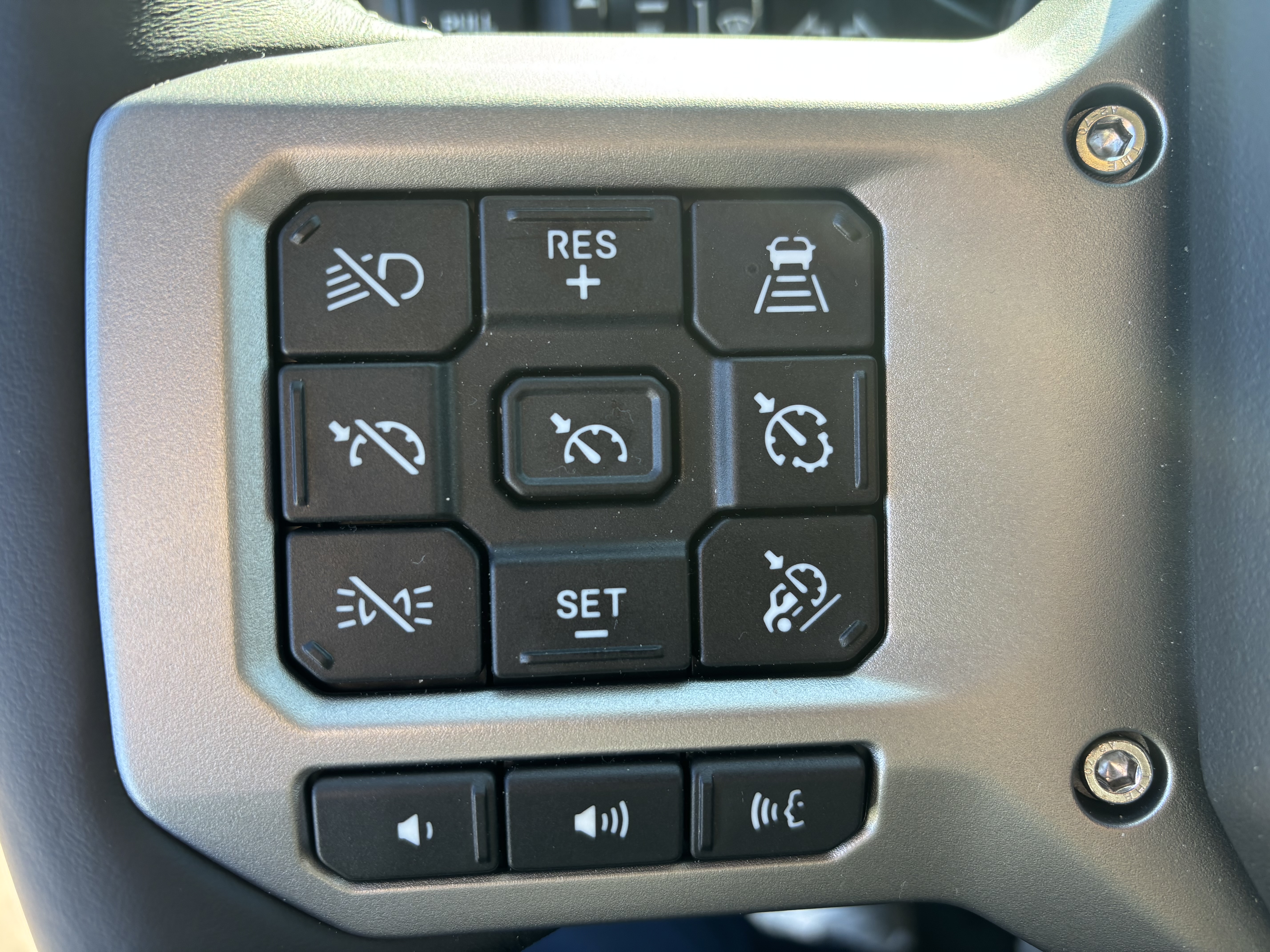 2027 Mack - image 17