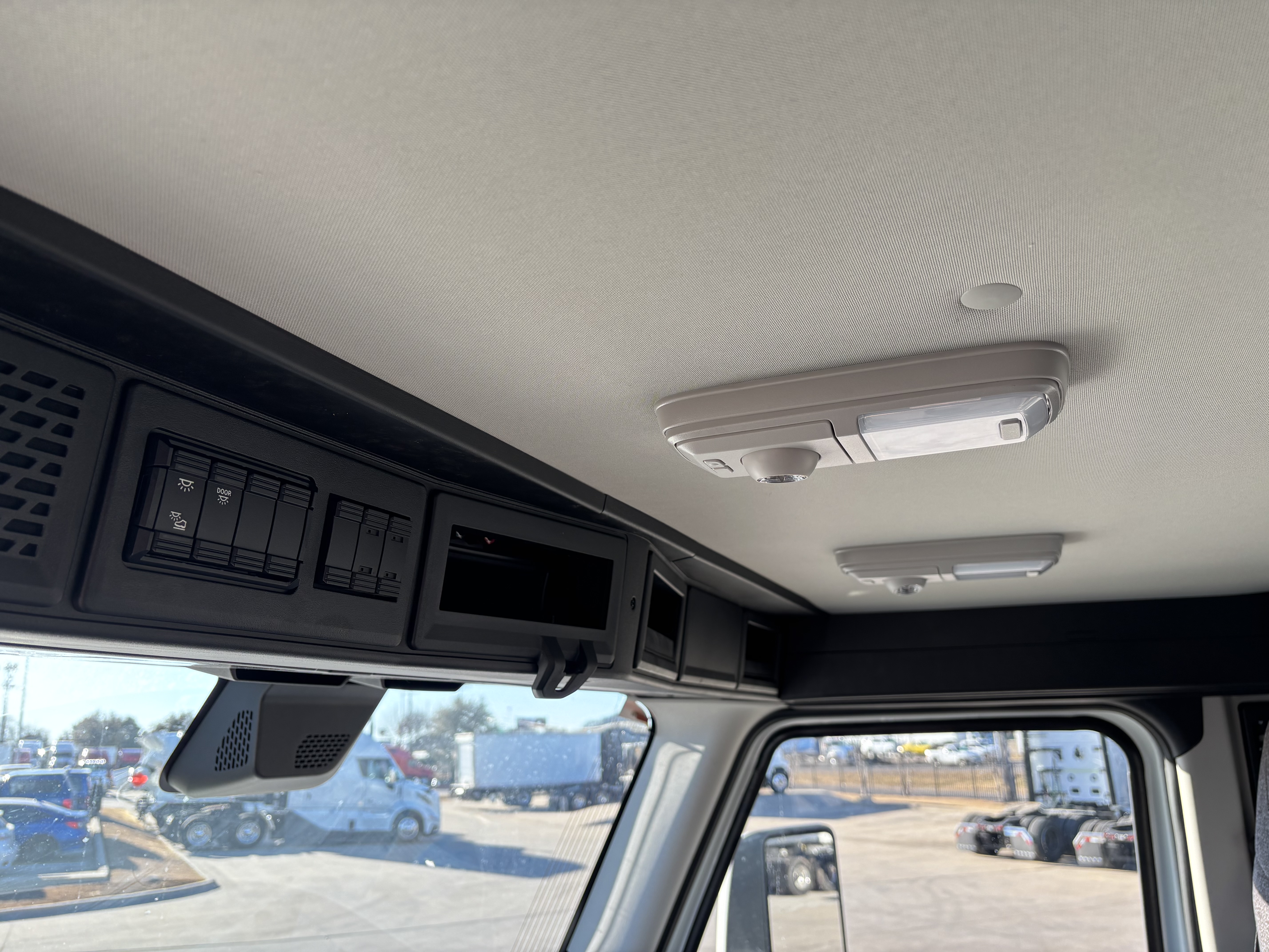 2027 Mack - image 19