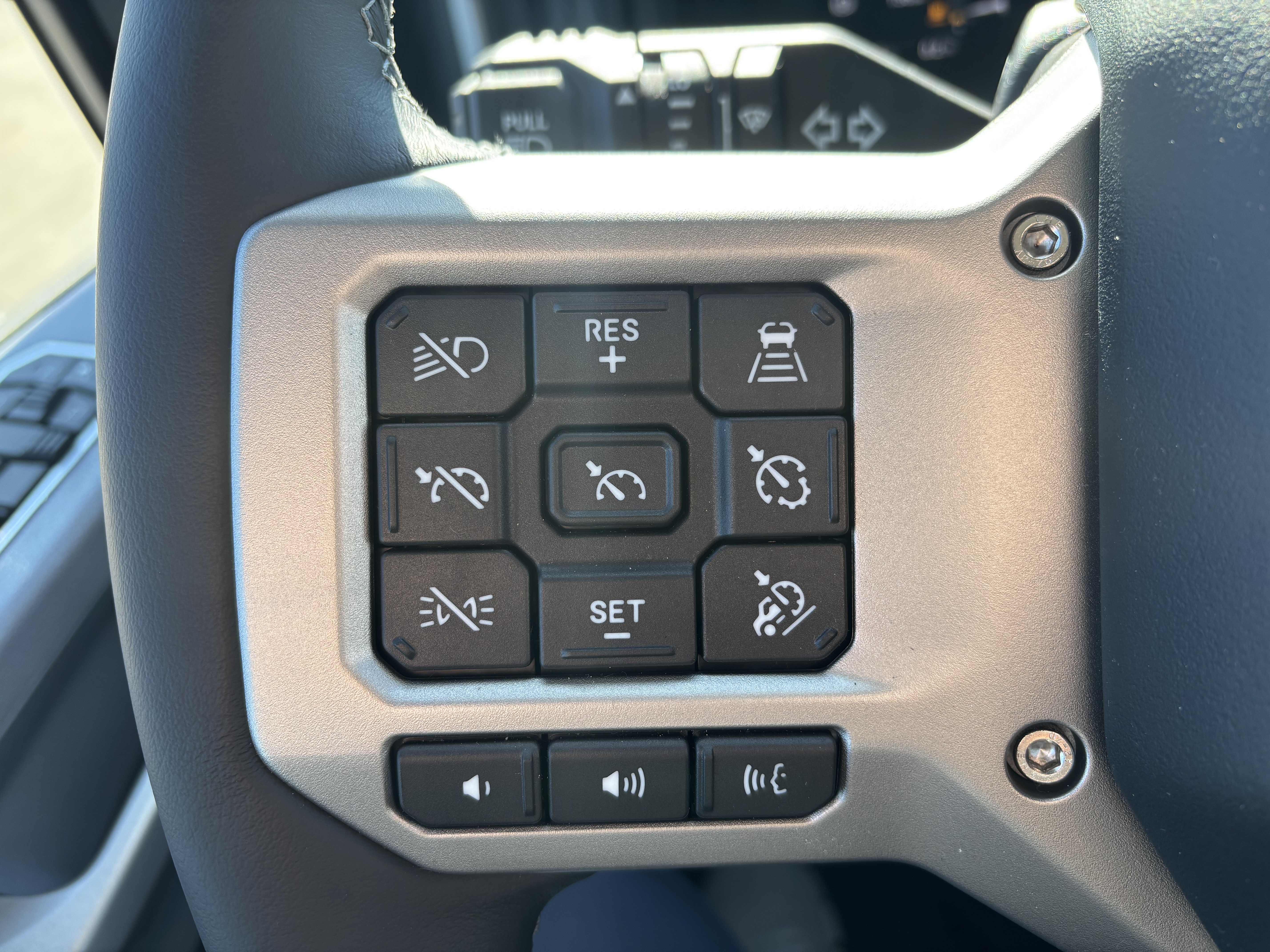 2027 Mack - image 17