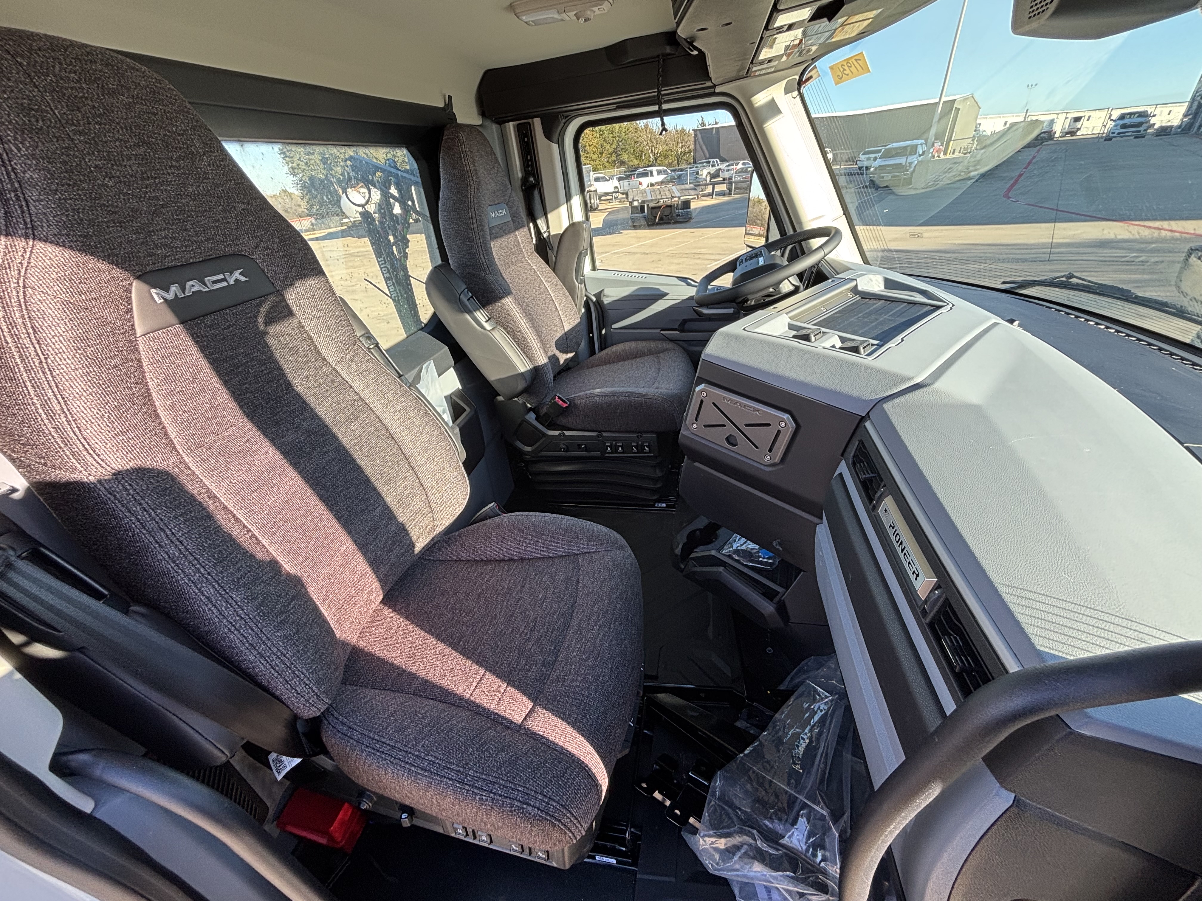 2027 Mack - image 12