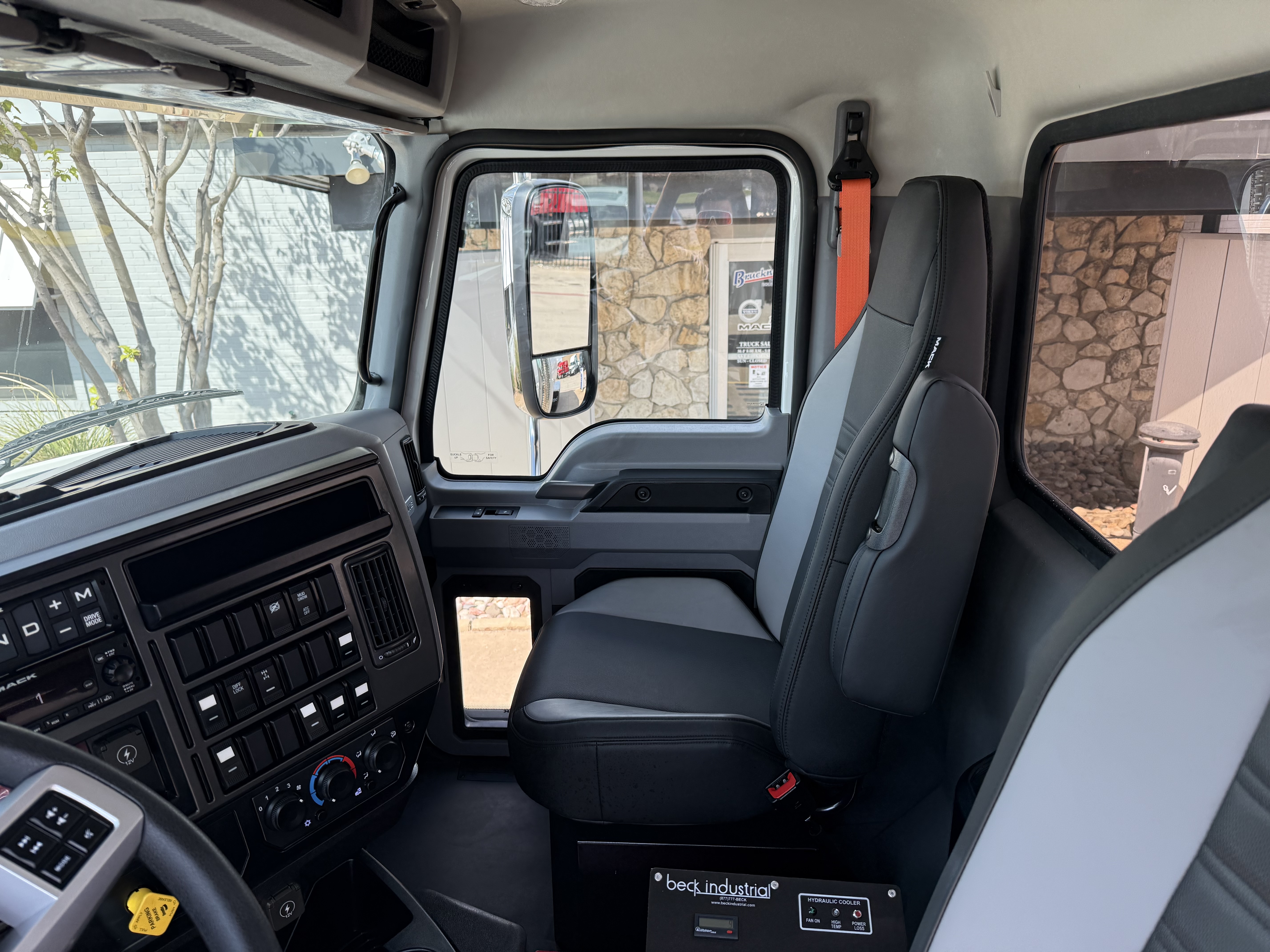 2026 Mack - image 14