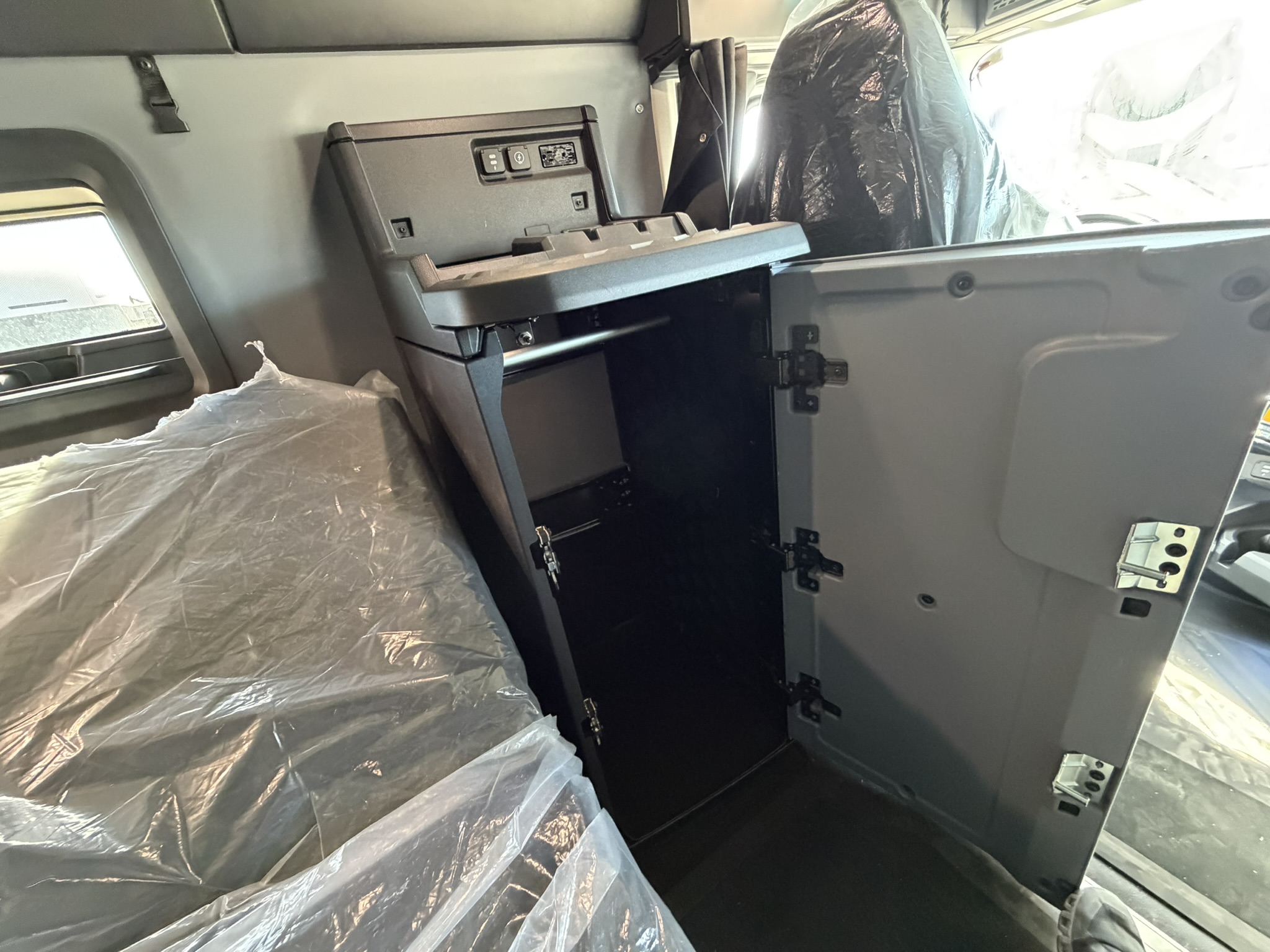 2026 Mack - image 28