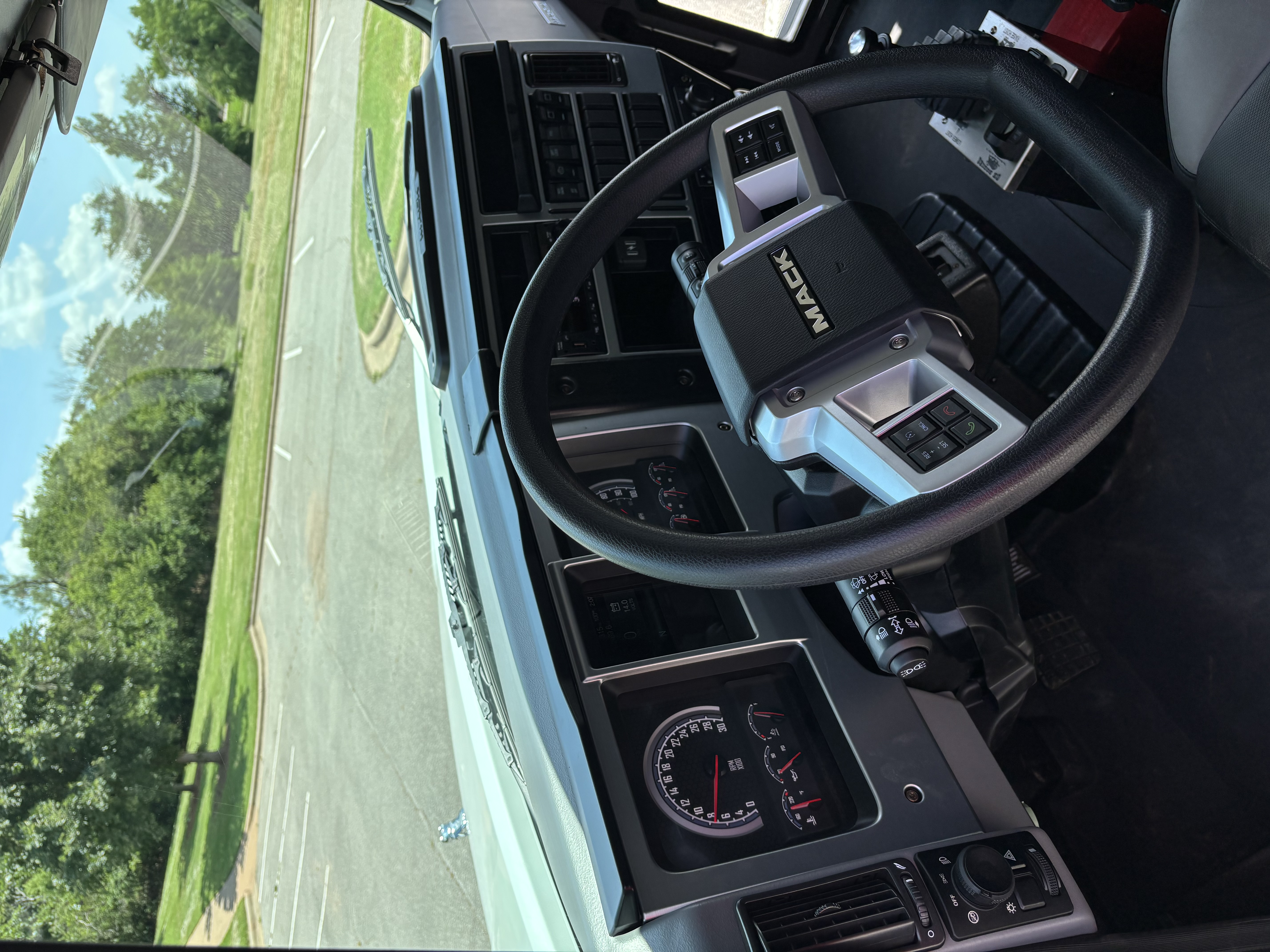 2026 Mack - image 10