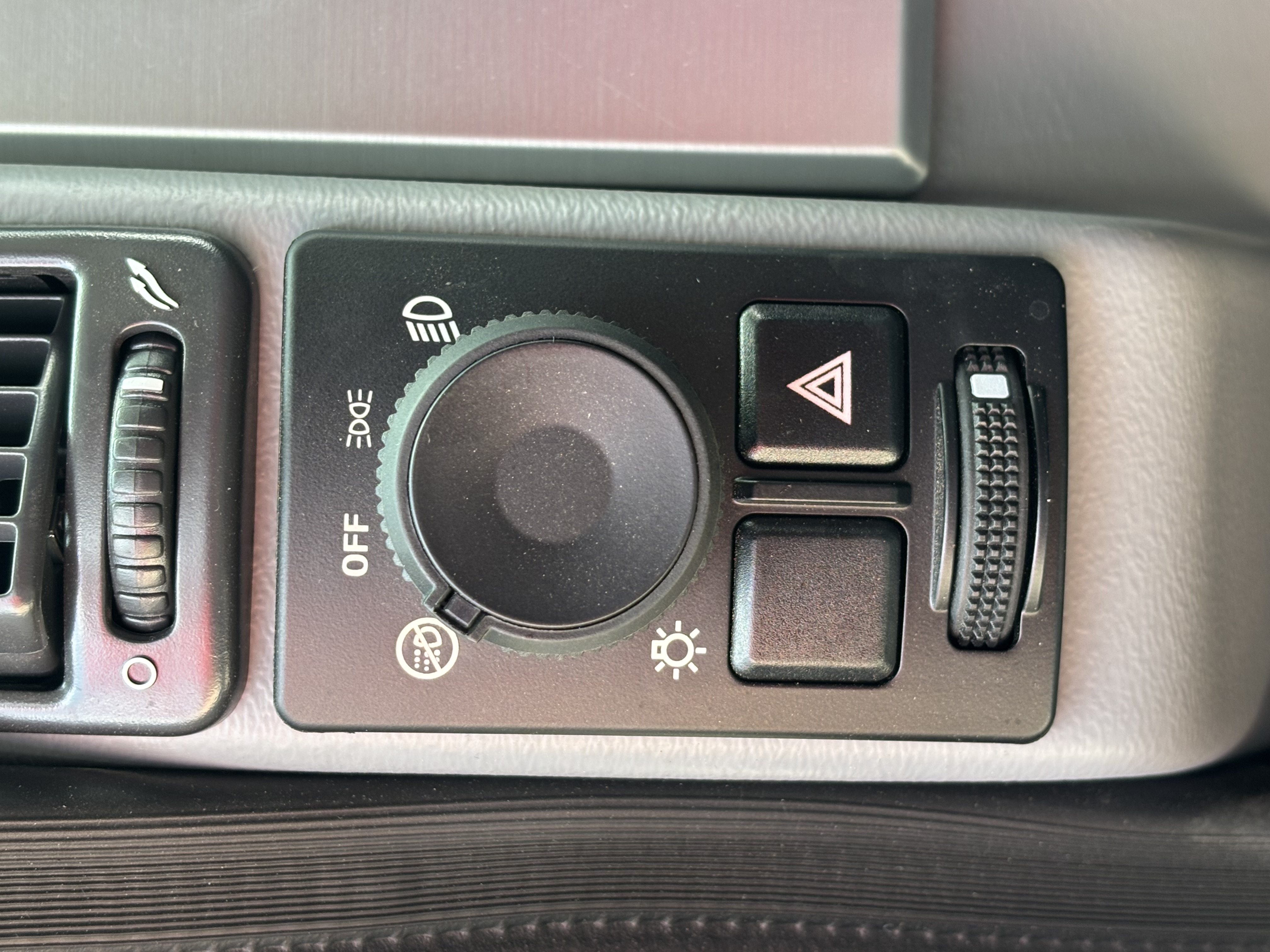 2026 Mack - image 28