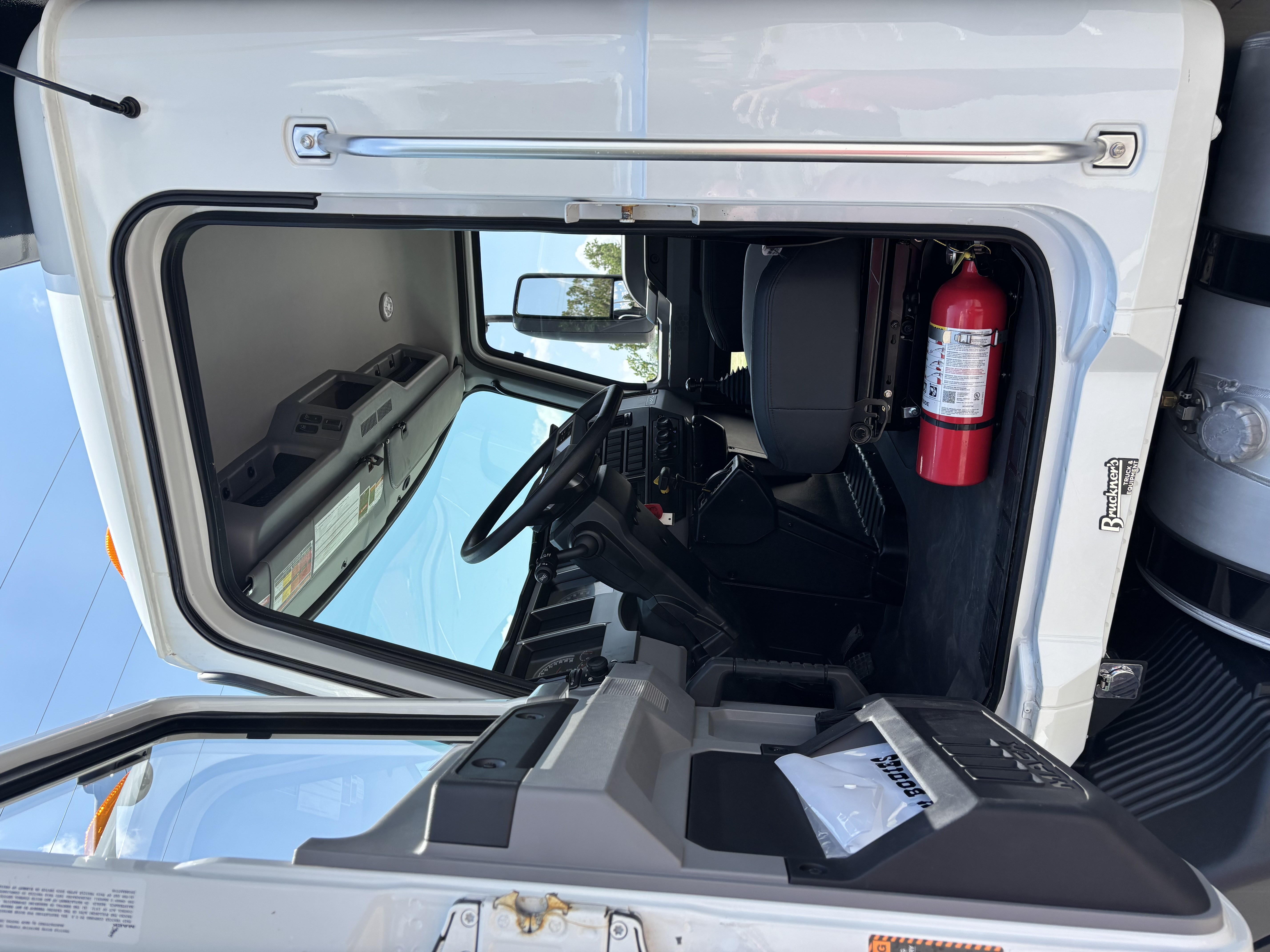 2026 Mack - image 21