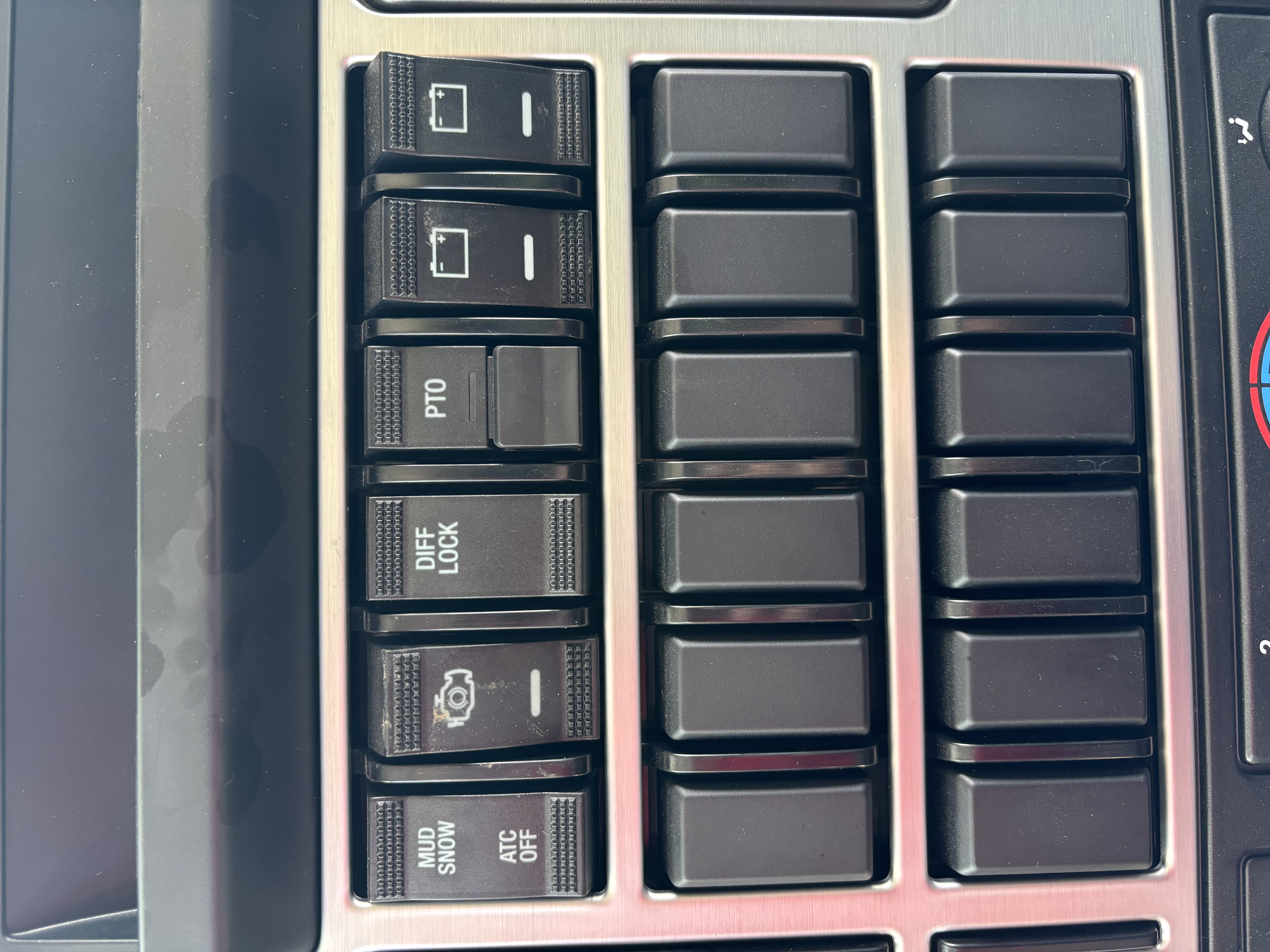 2026 Mack - image 30