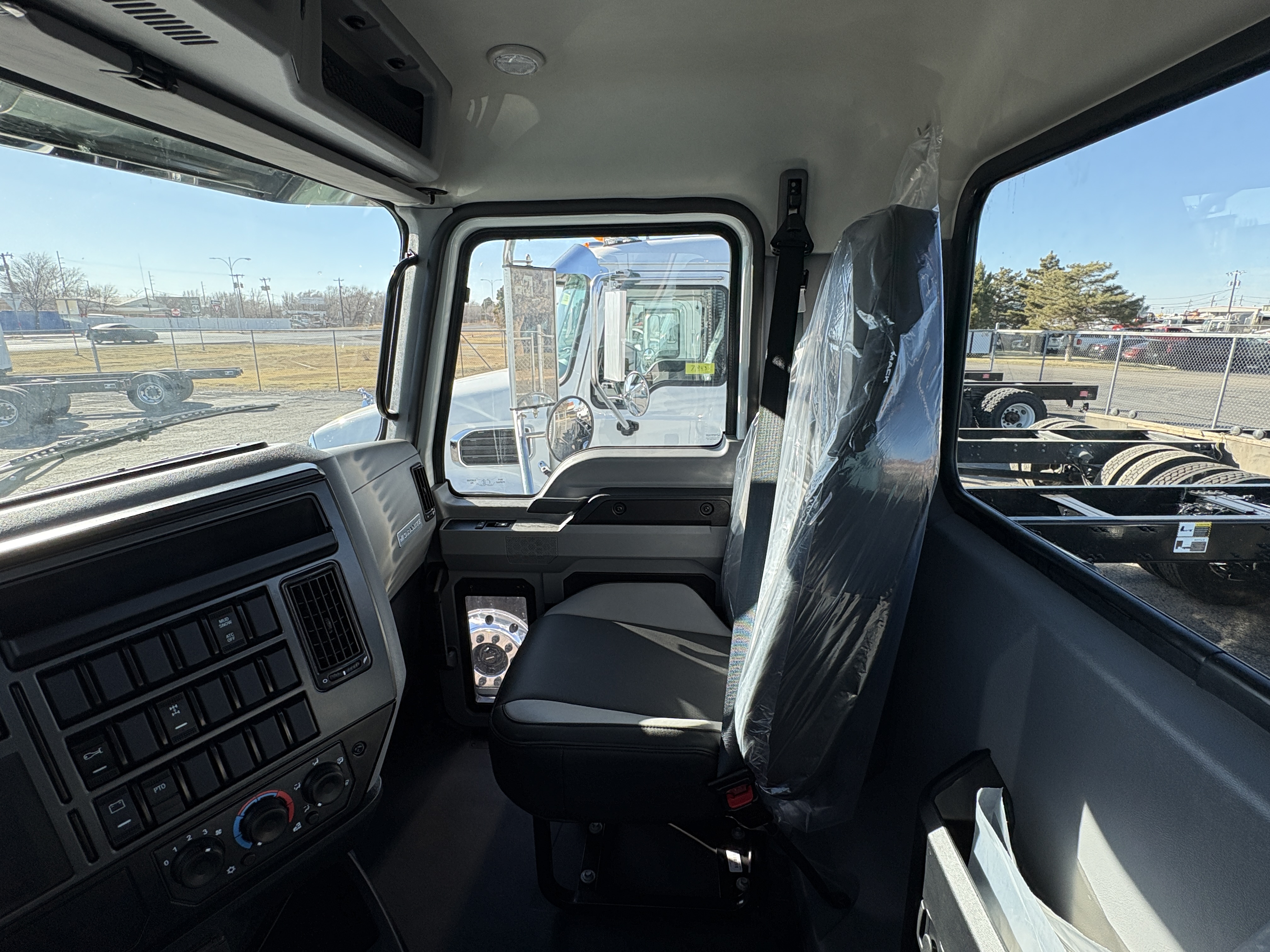 2027 Mack - image 16