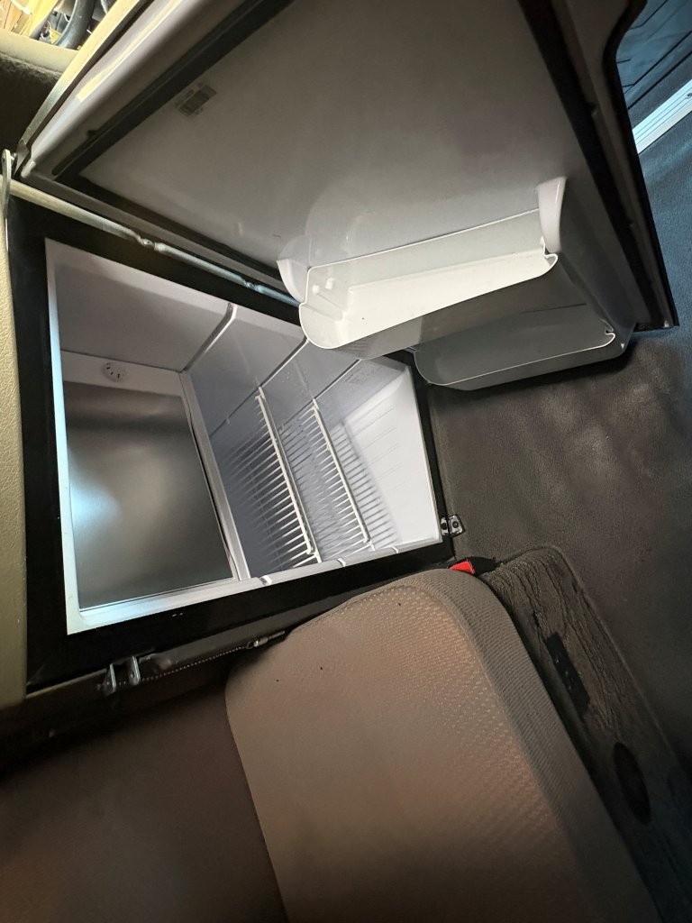 2023 Volvo - image 22