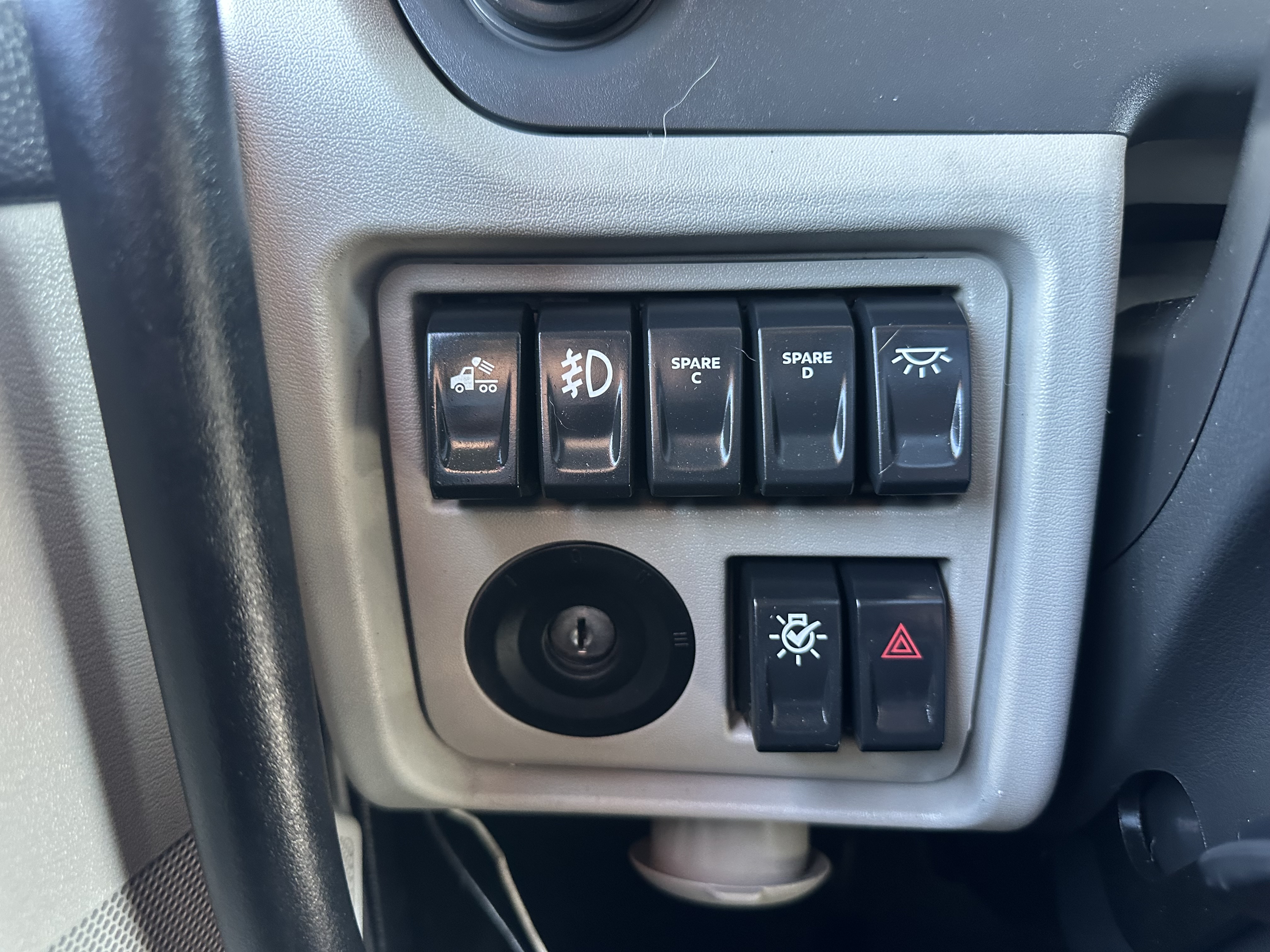 2023 Peterbilt 579 - image 14