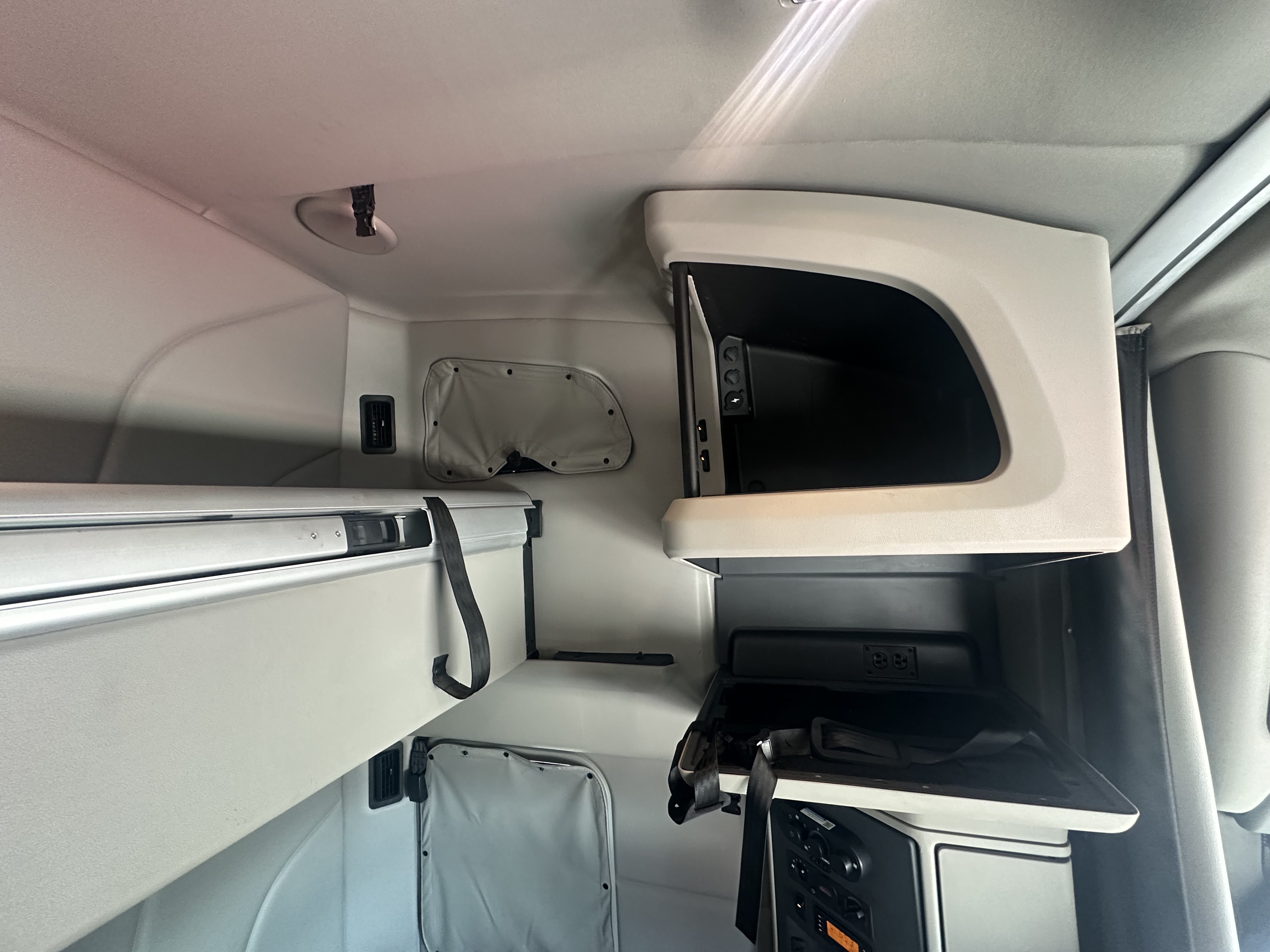 2023 Peterbilt 579 - image 21