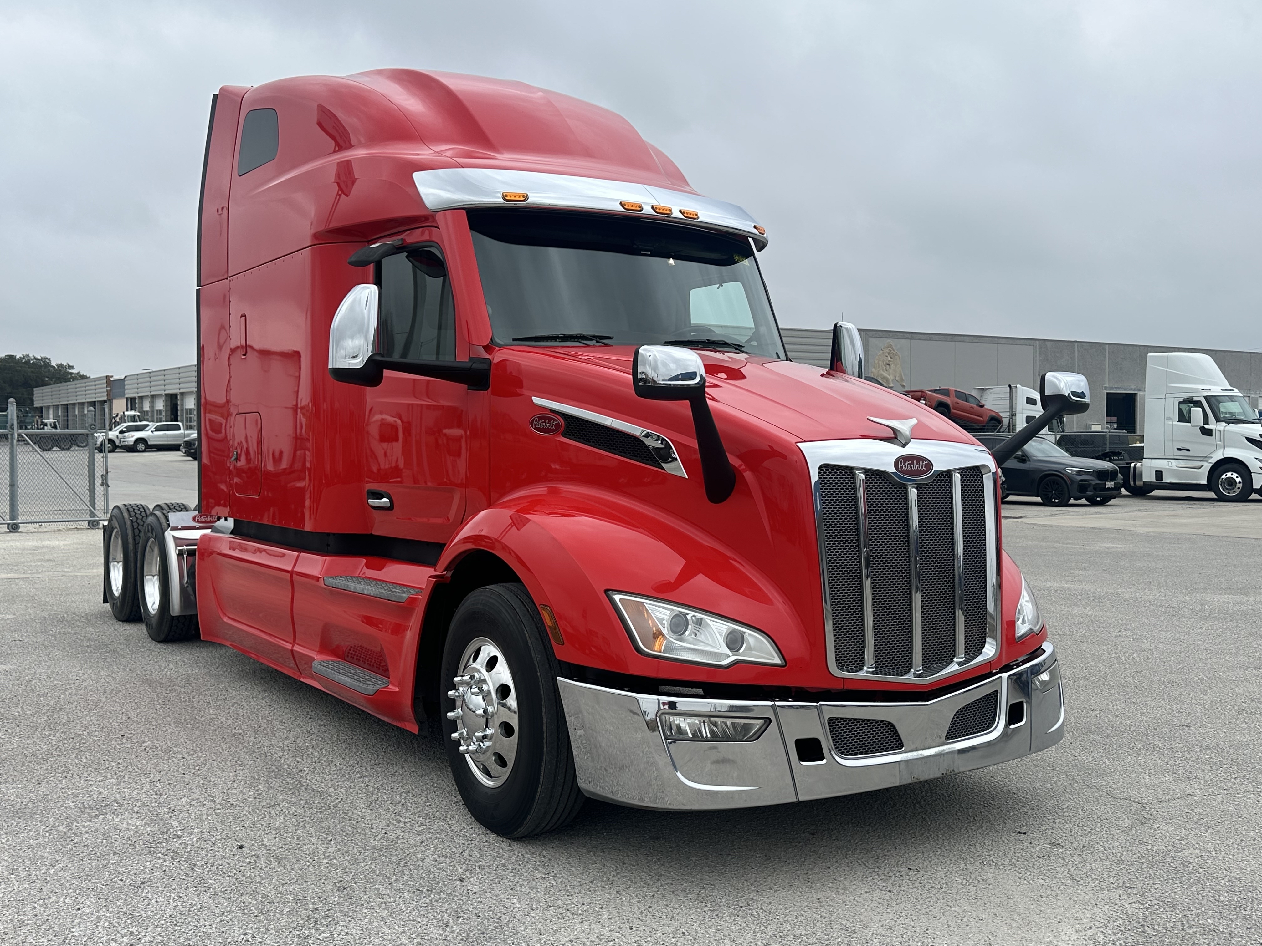 2023 Peterbilt 579 - image 4