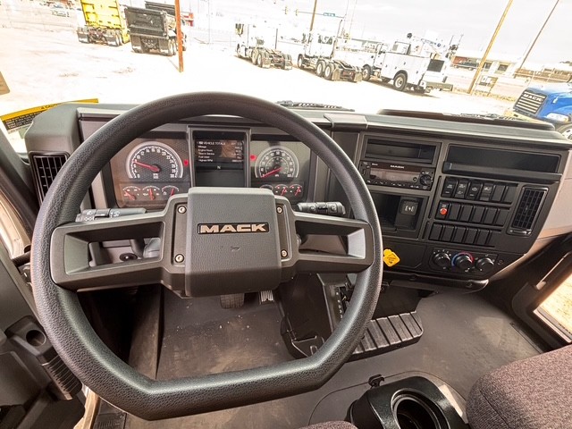 2025 Mack - image 12