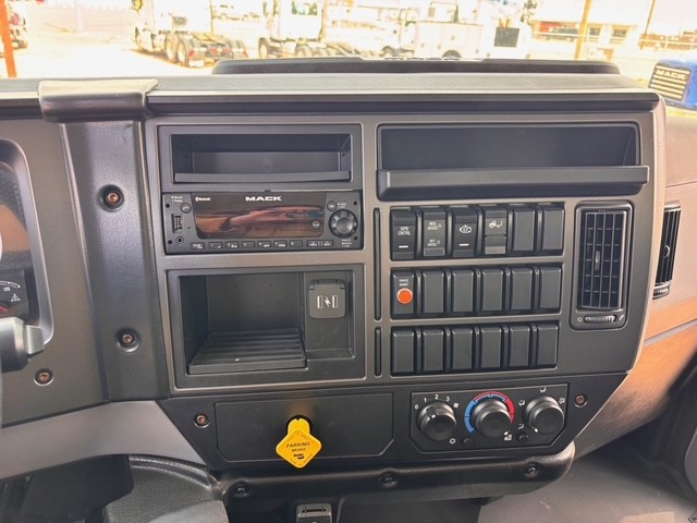 2025 Mack - image 10
