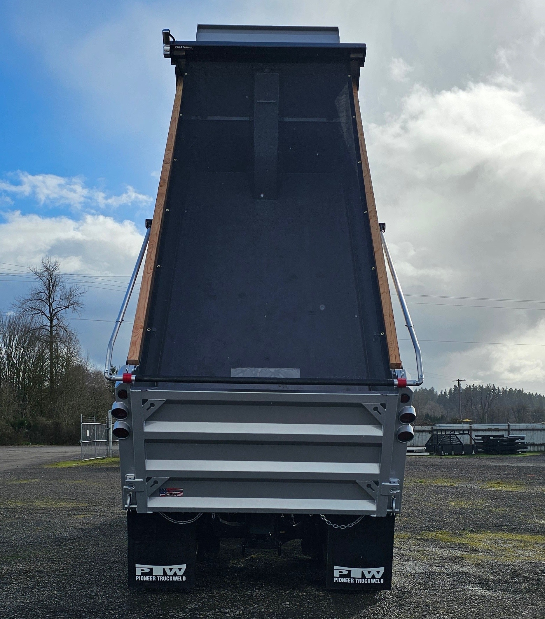 2025 Mack - image 11