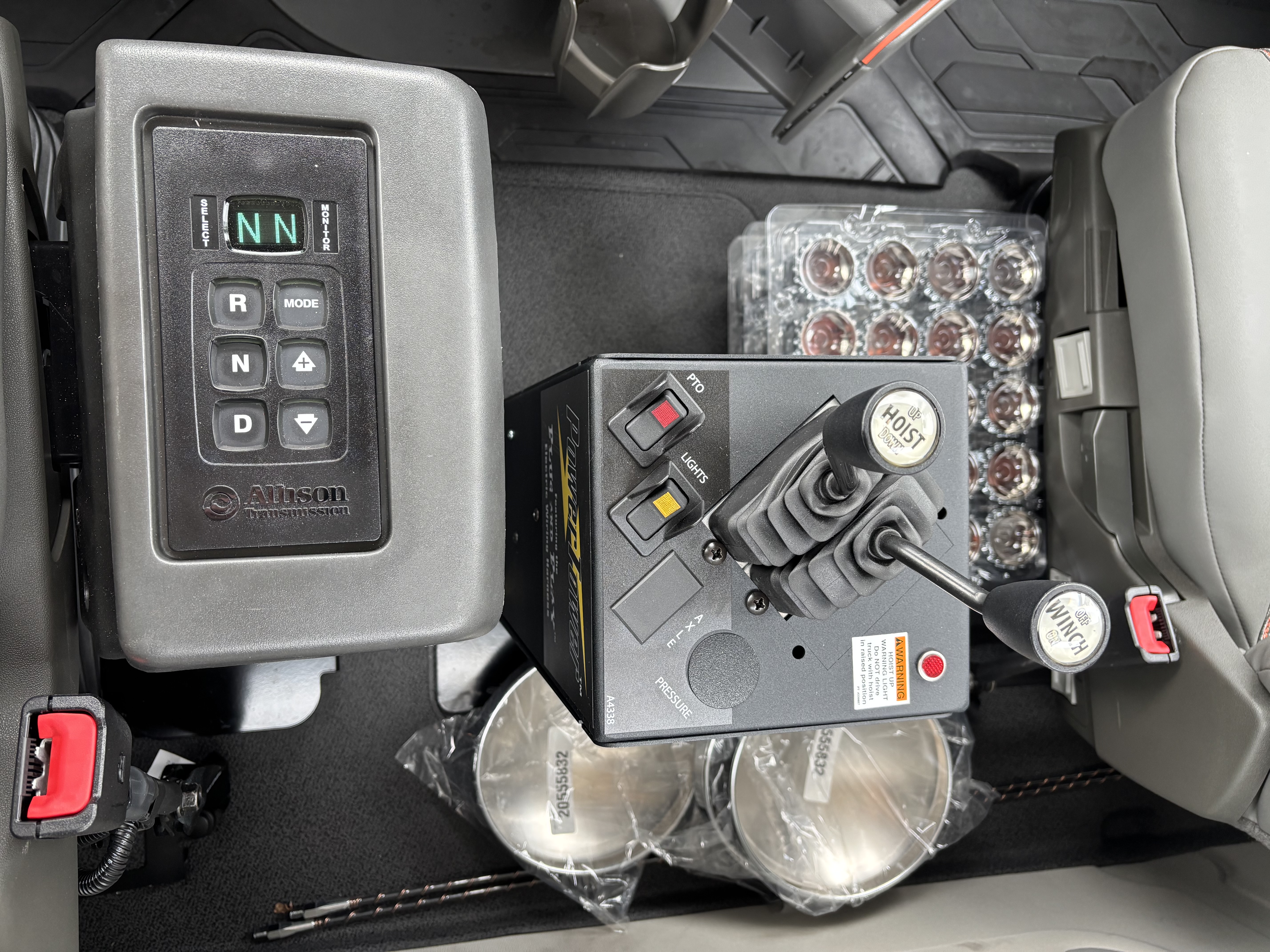 2026 Volvo - image 18