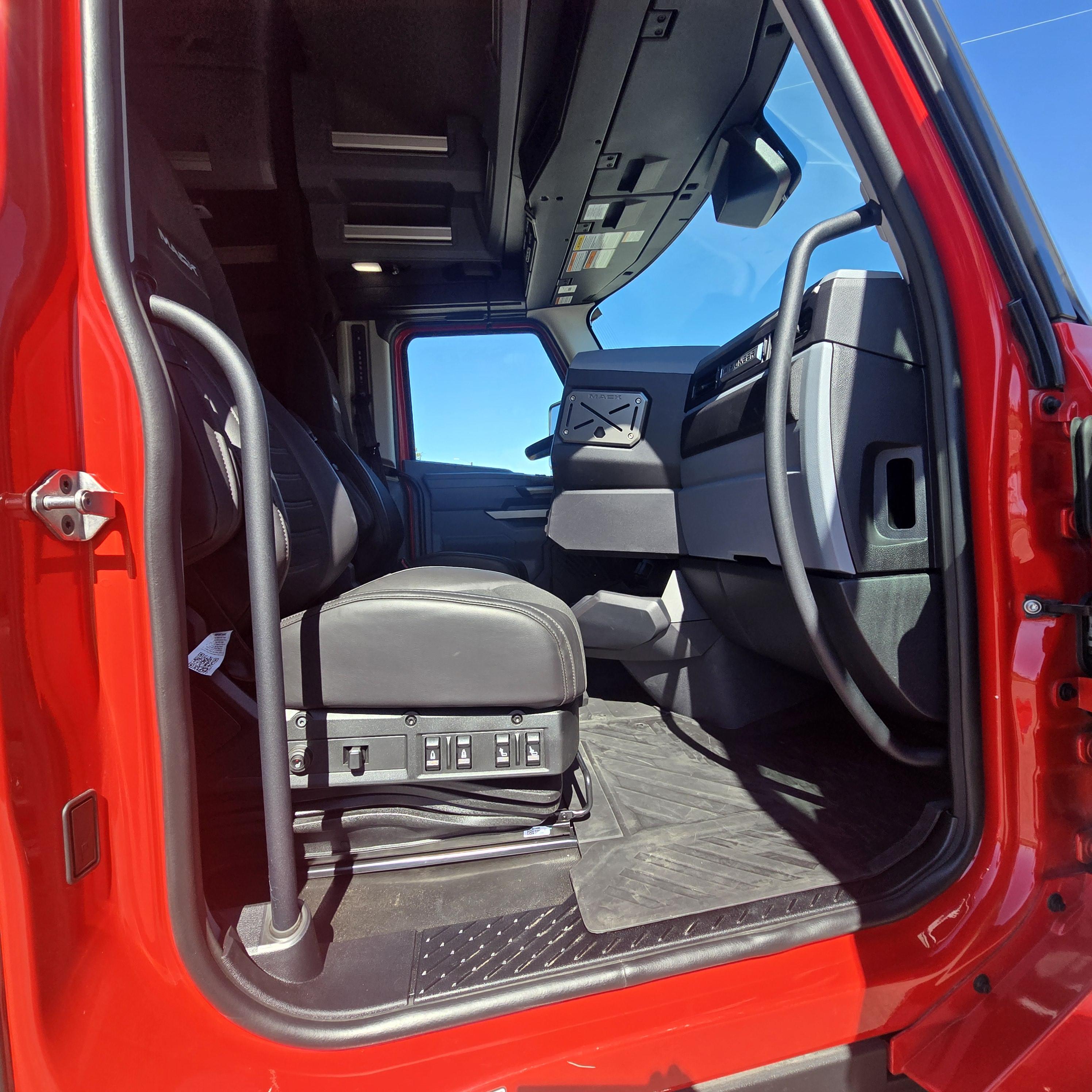 2026 Mack - image 39