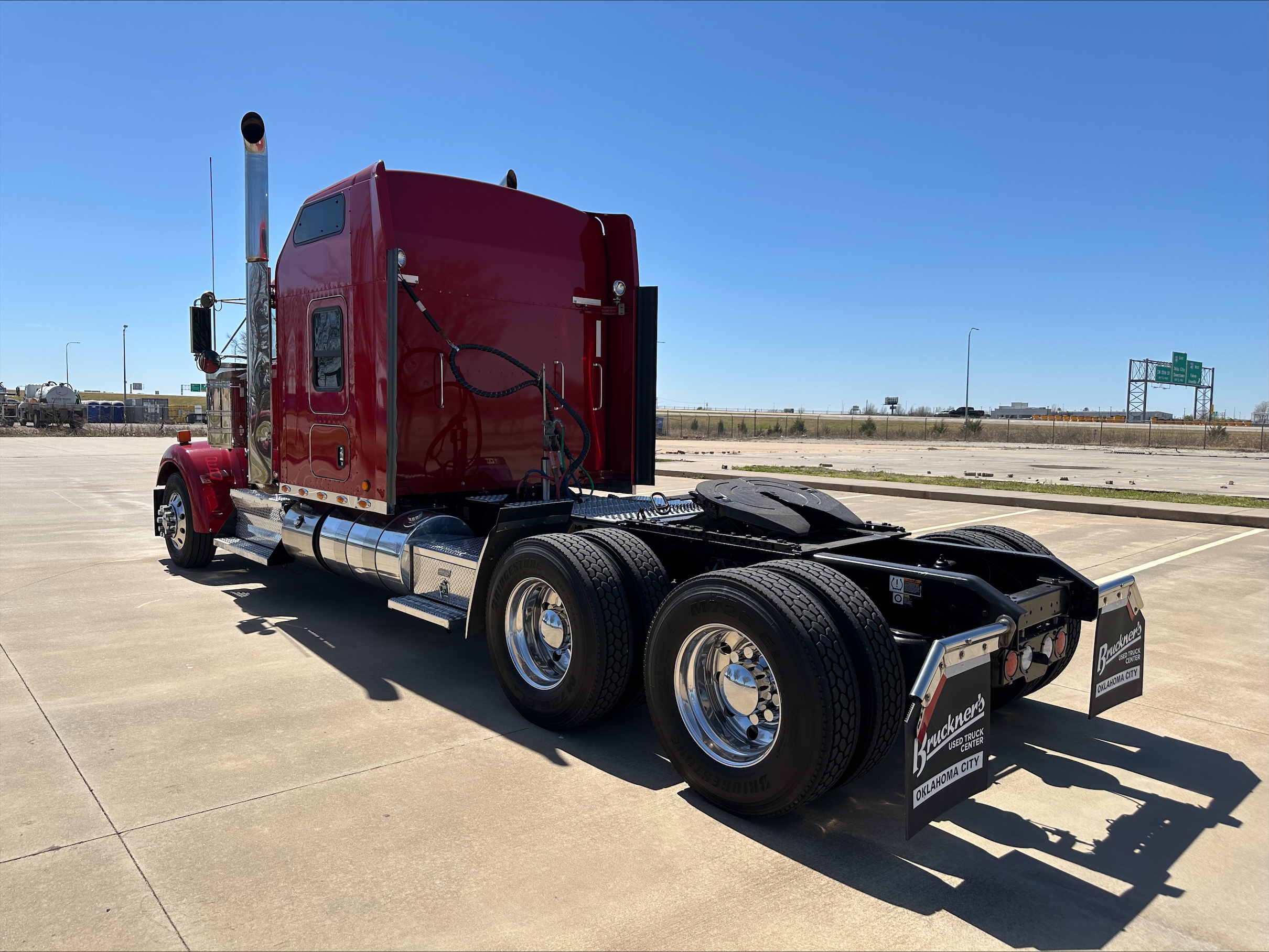 2021 Kenworth W900 - image 7