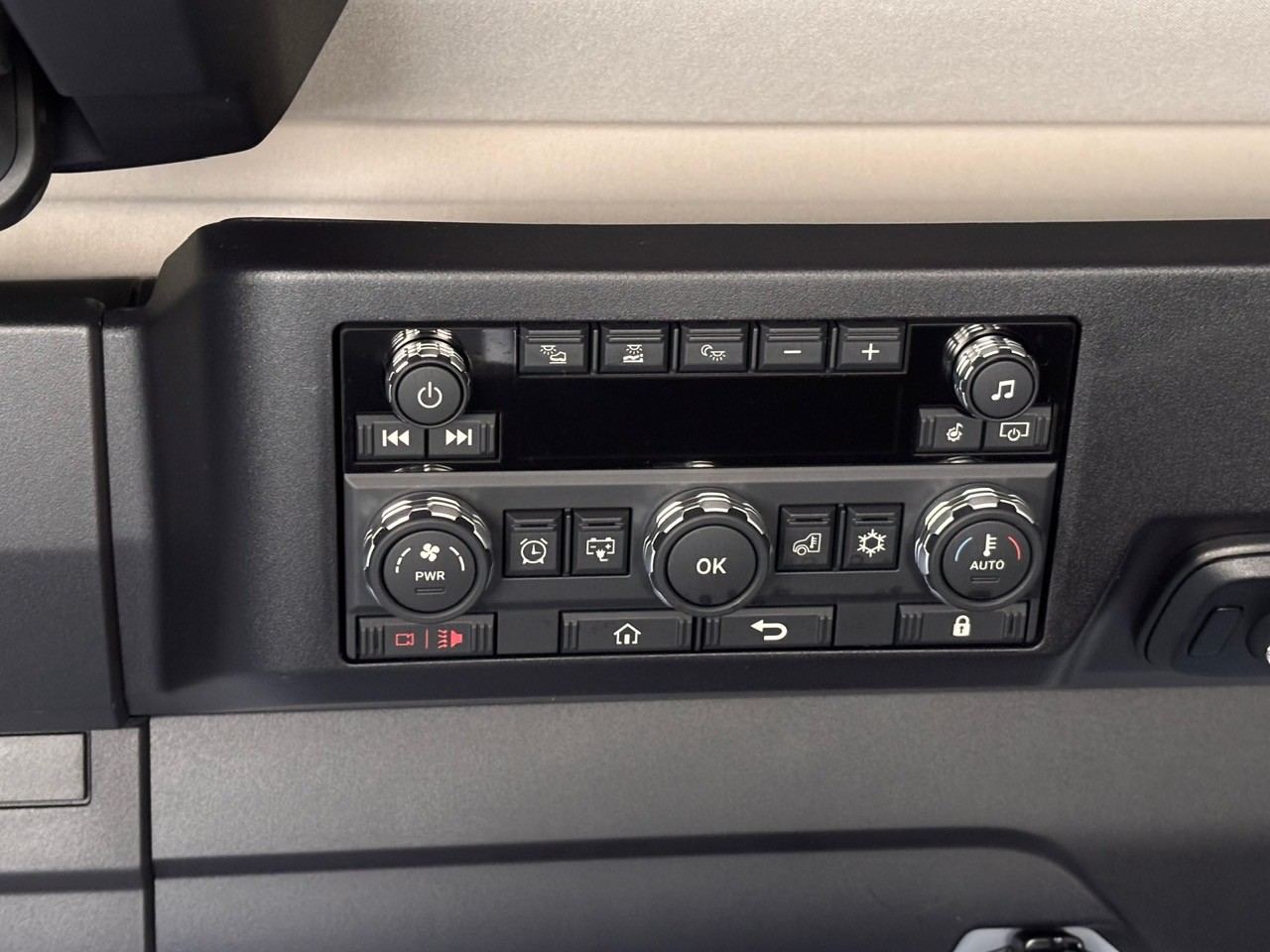 2026 Mack - image 14