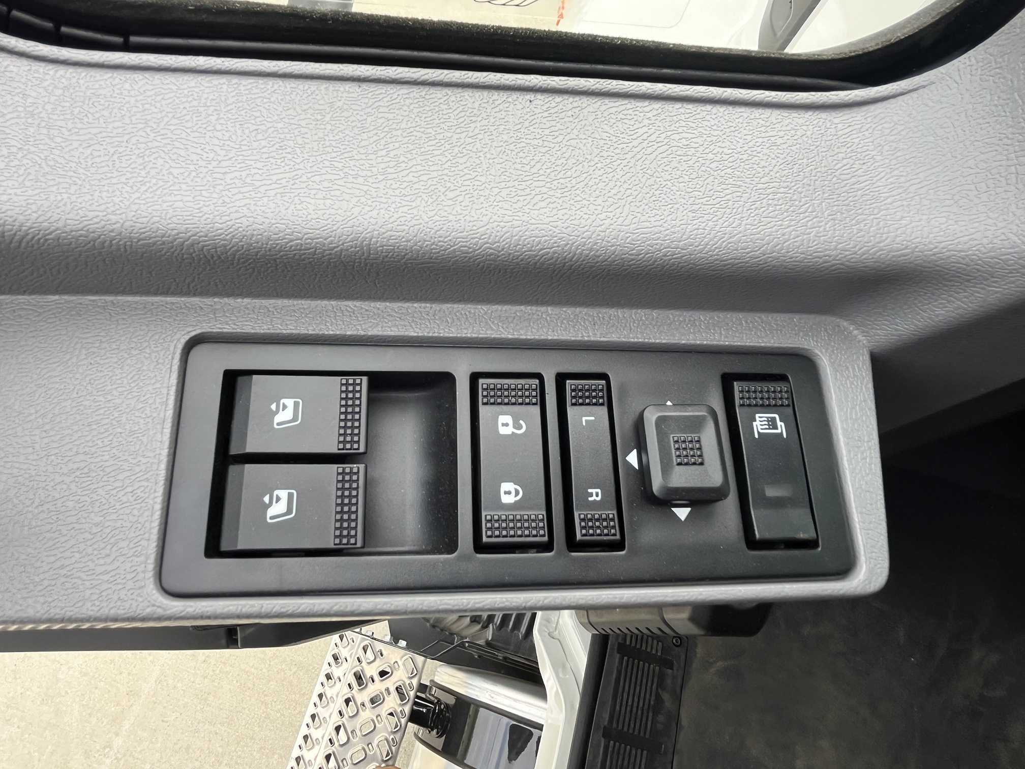 2026 Mack - image 15