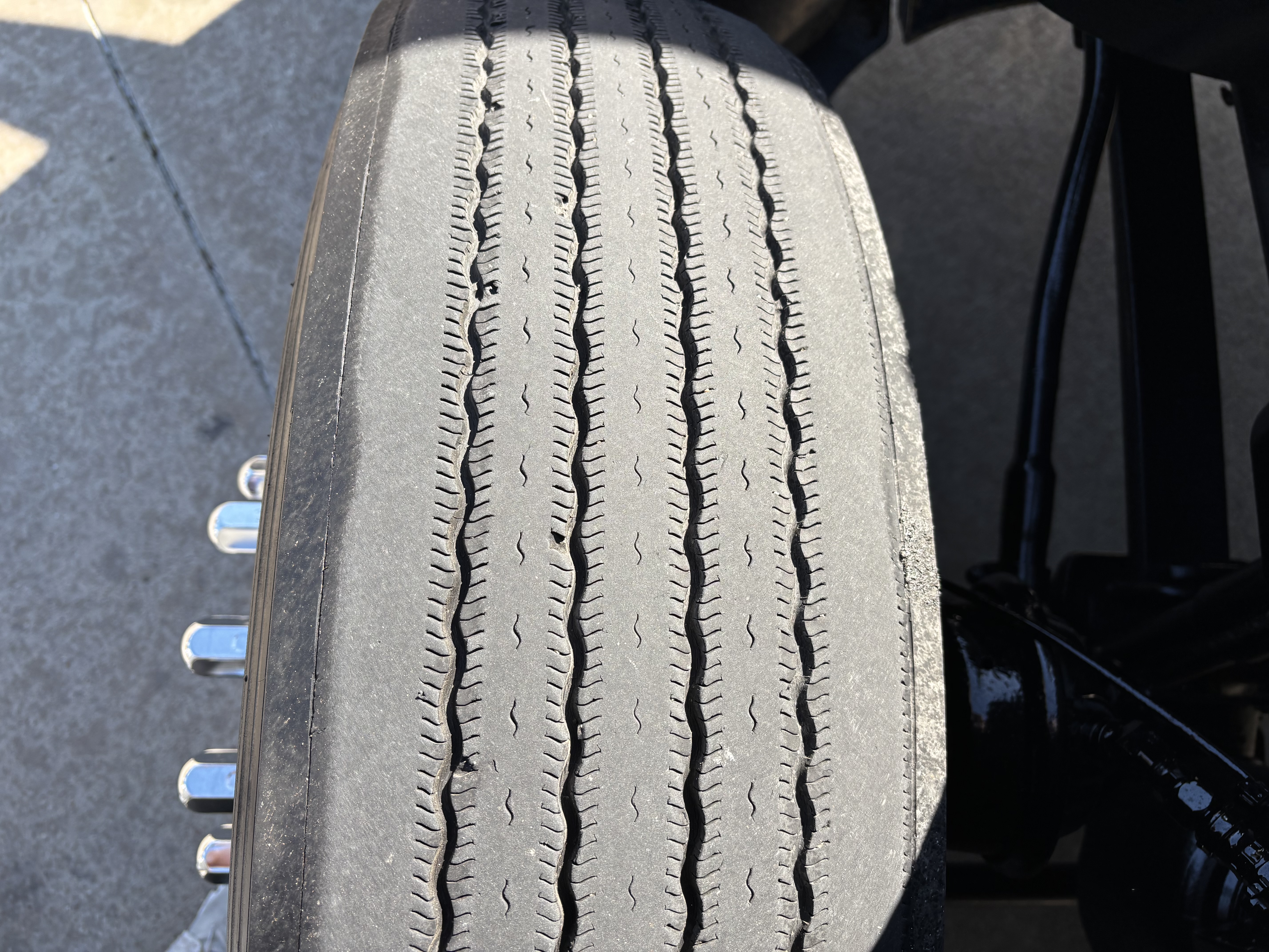 2020 Volvo - image 17