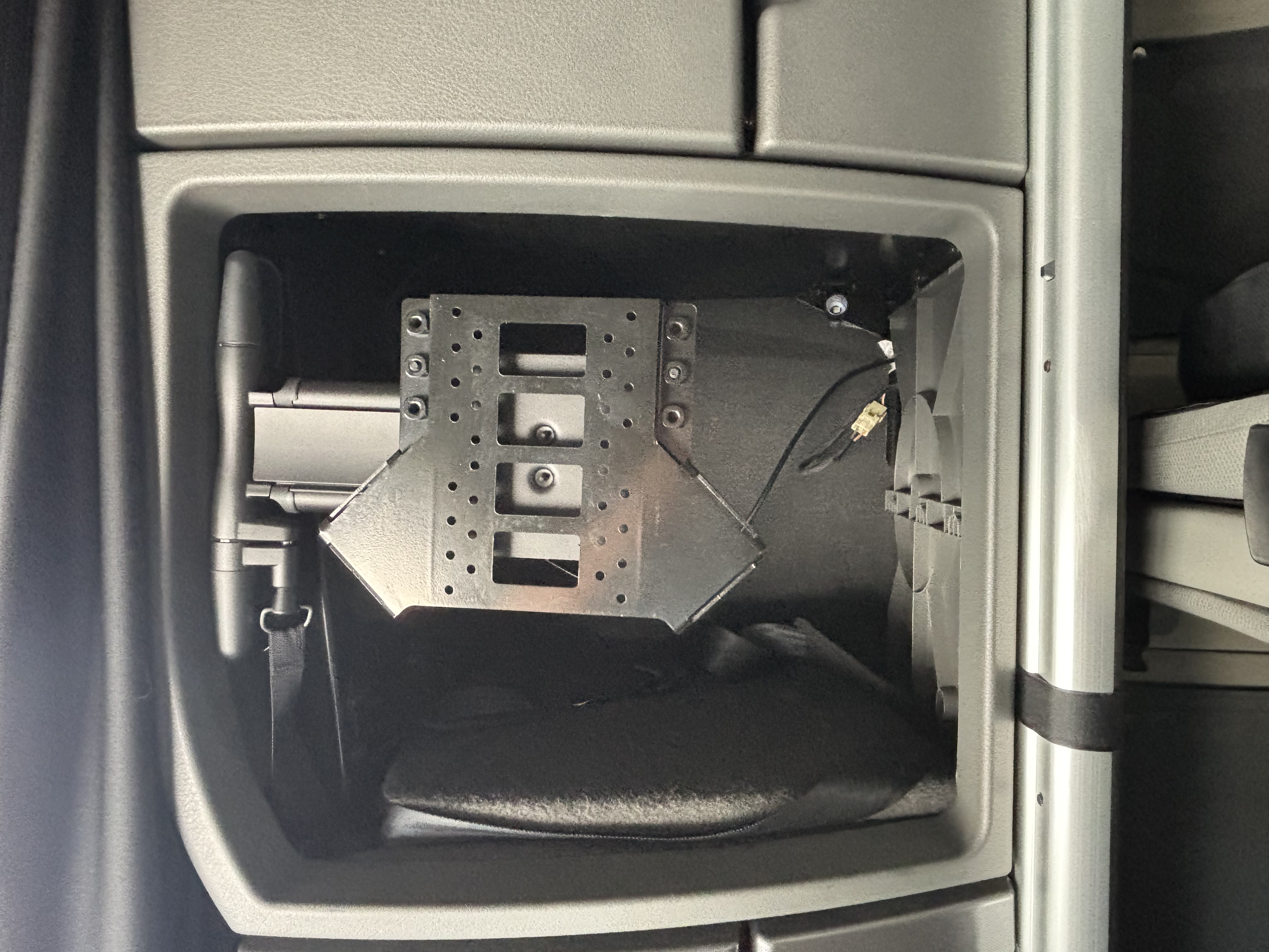 2024 Volvo - image 29