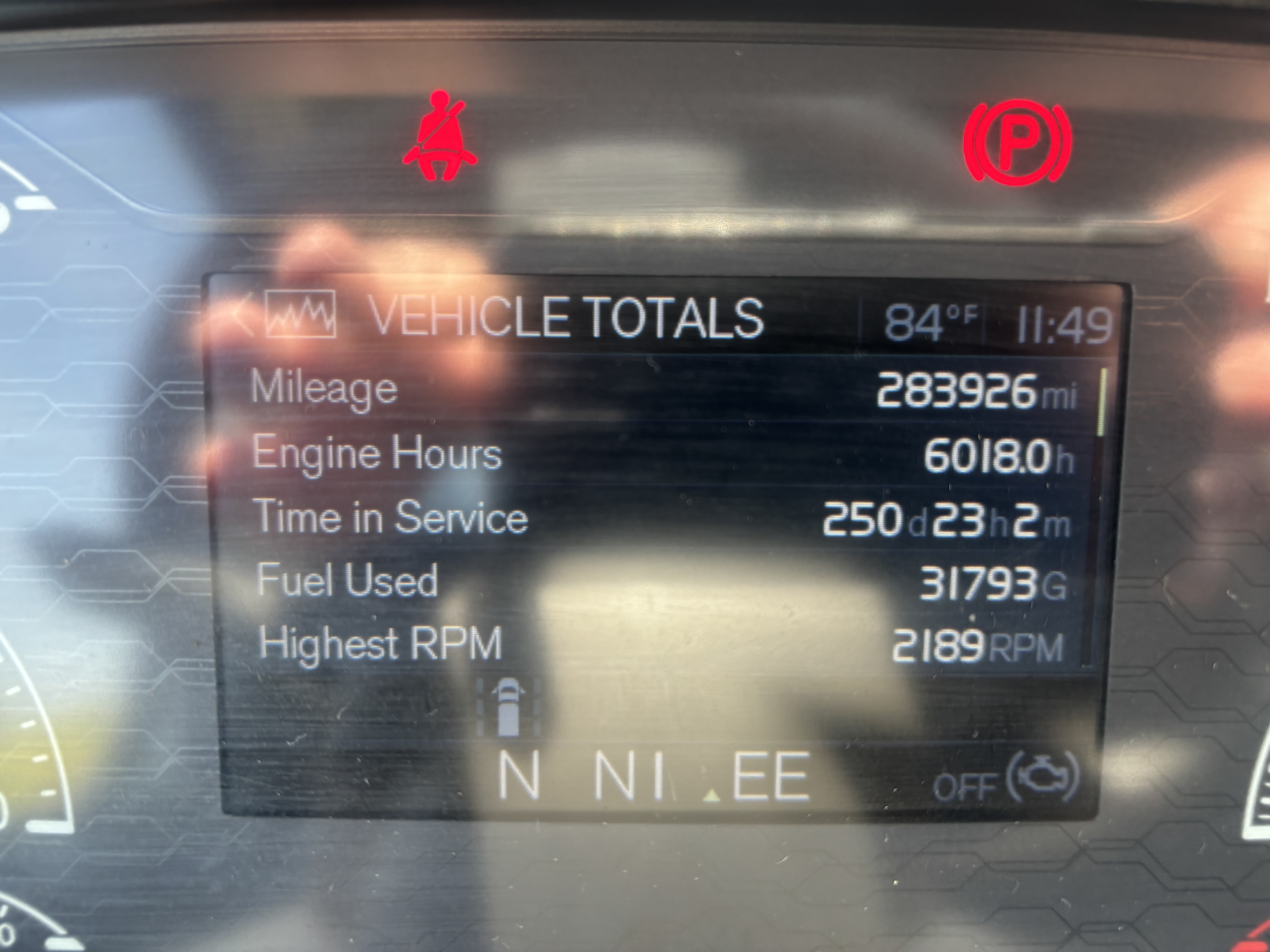 2024 Volvo - image 33