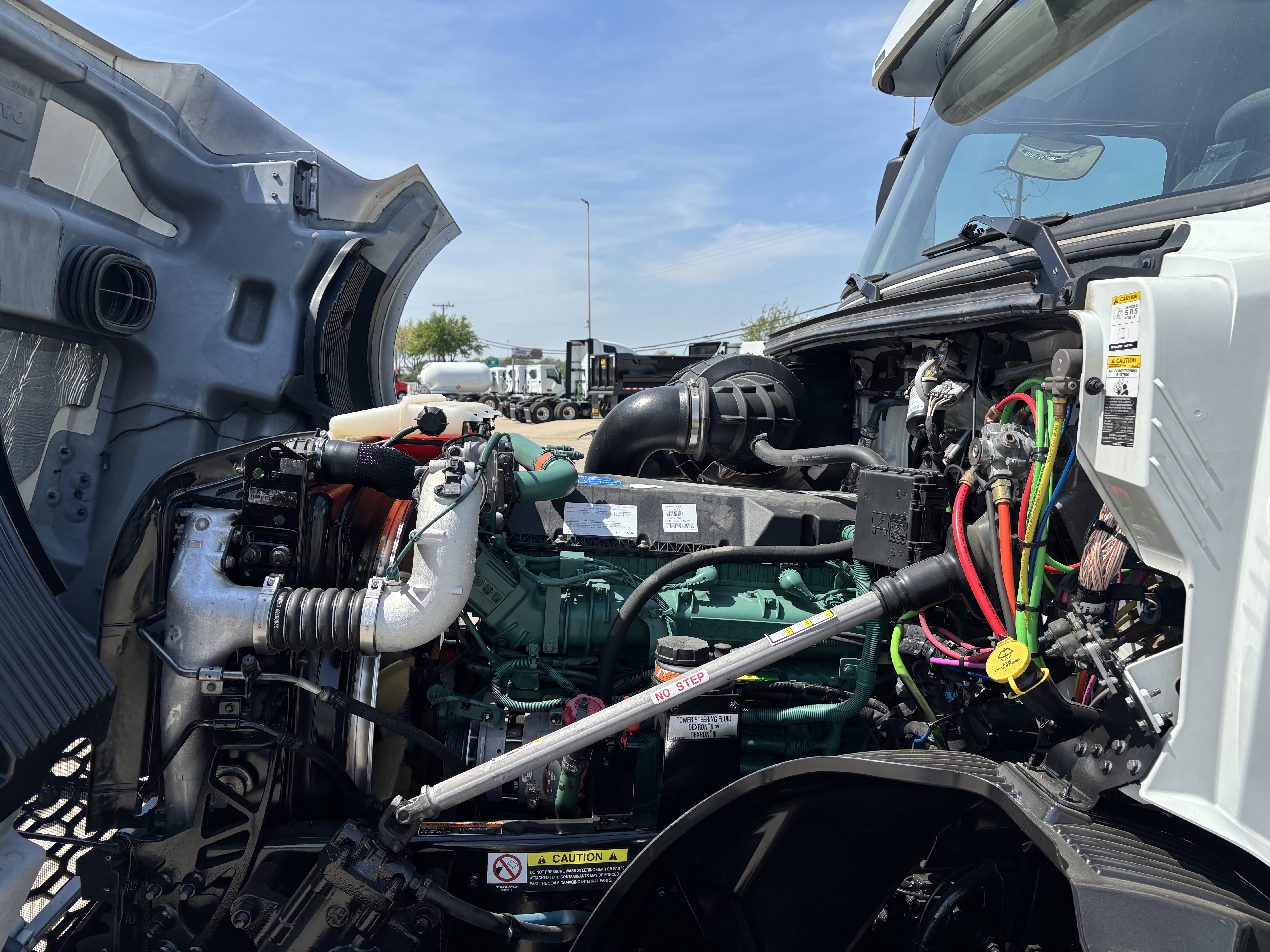 2024 Volvo - image 9