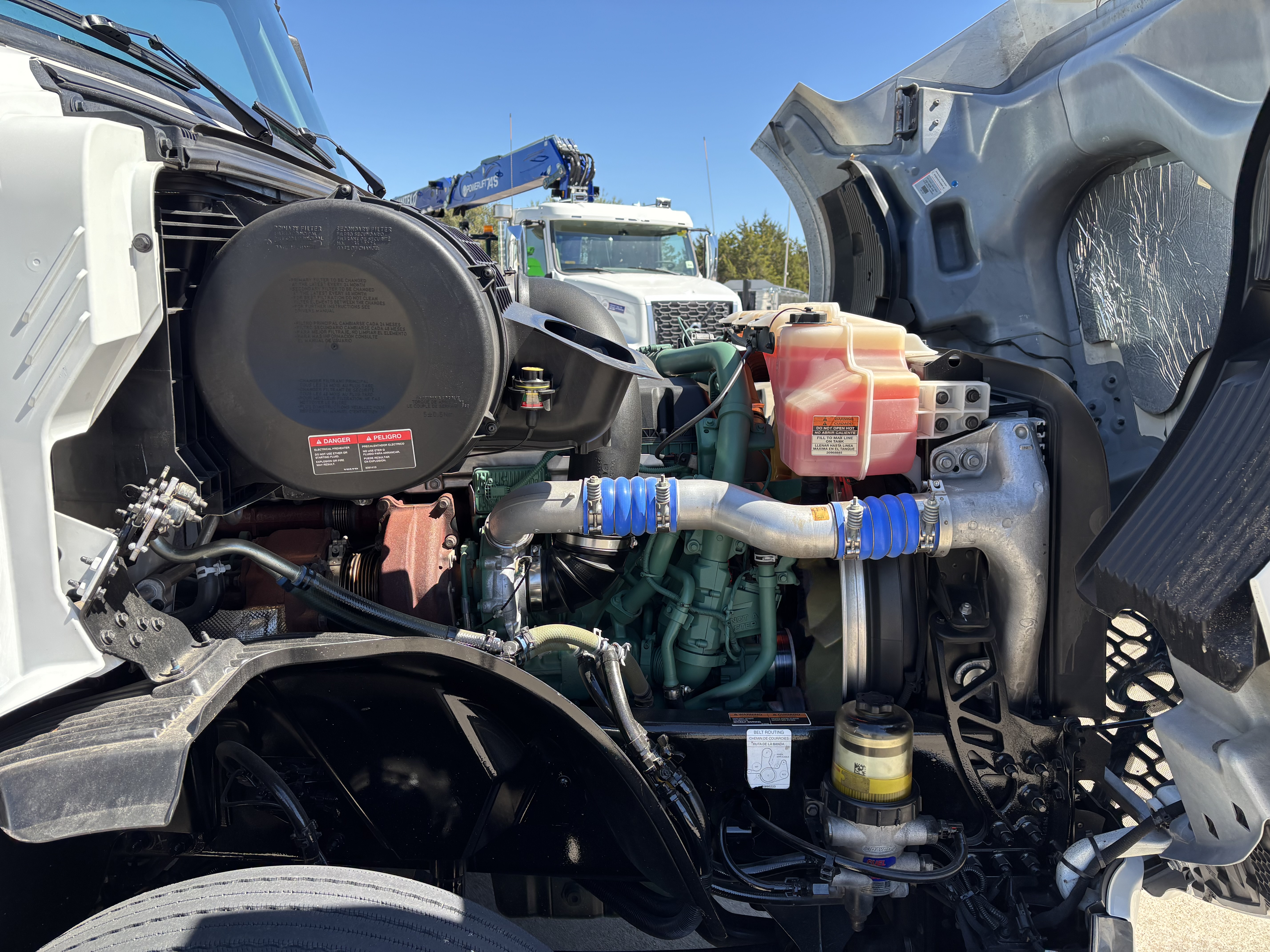 2024 Volvo - image 11