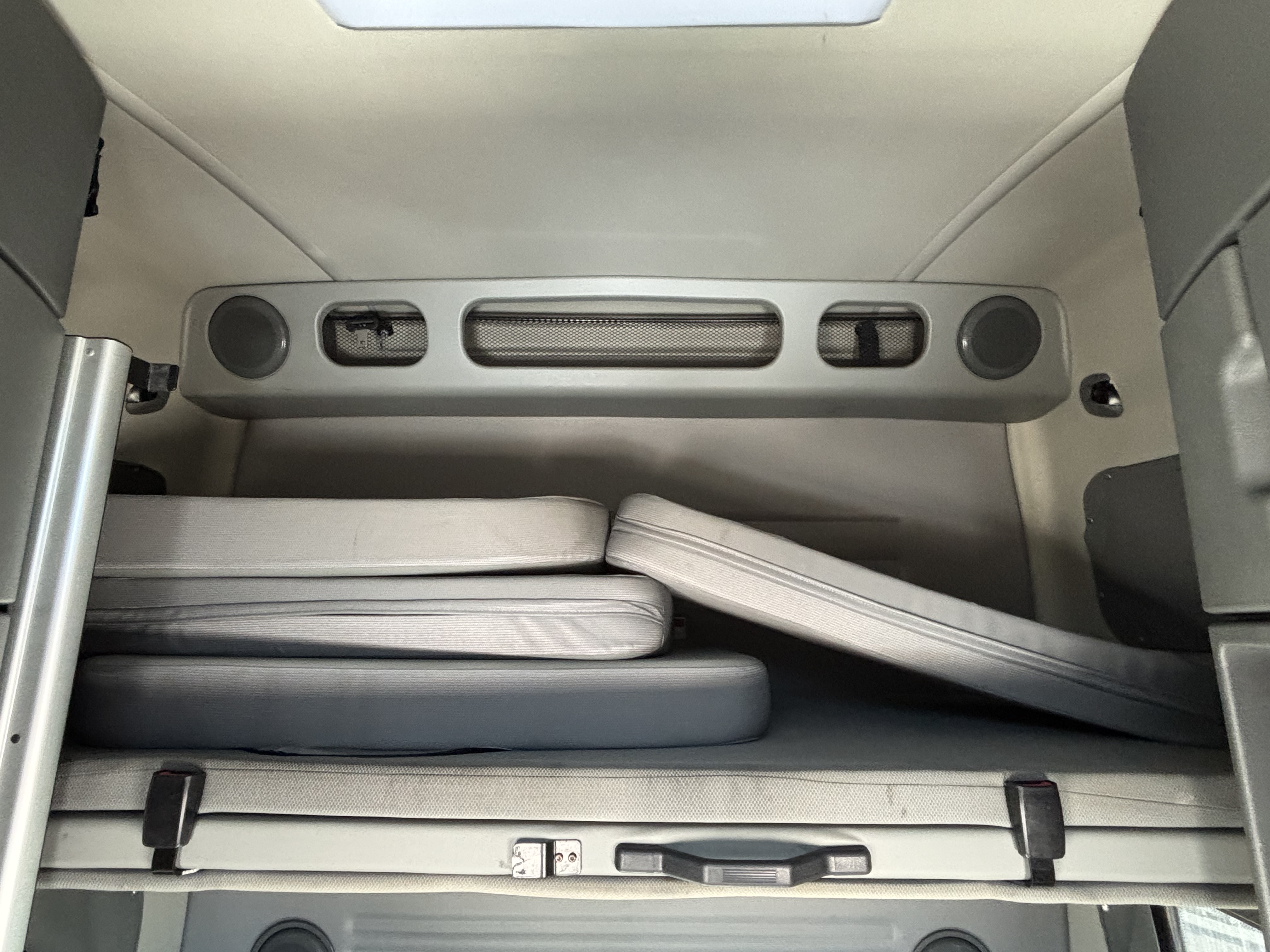 2024 Volvo - image 25