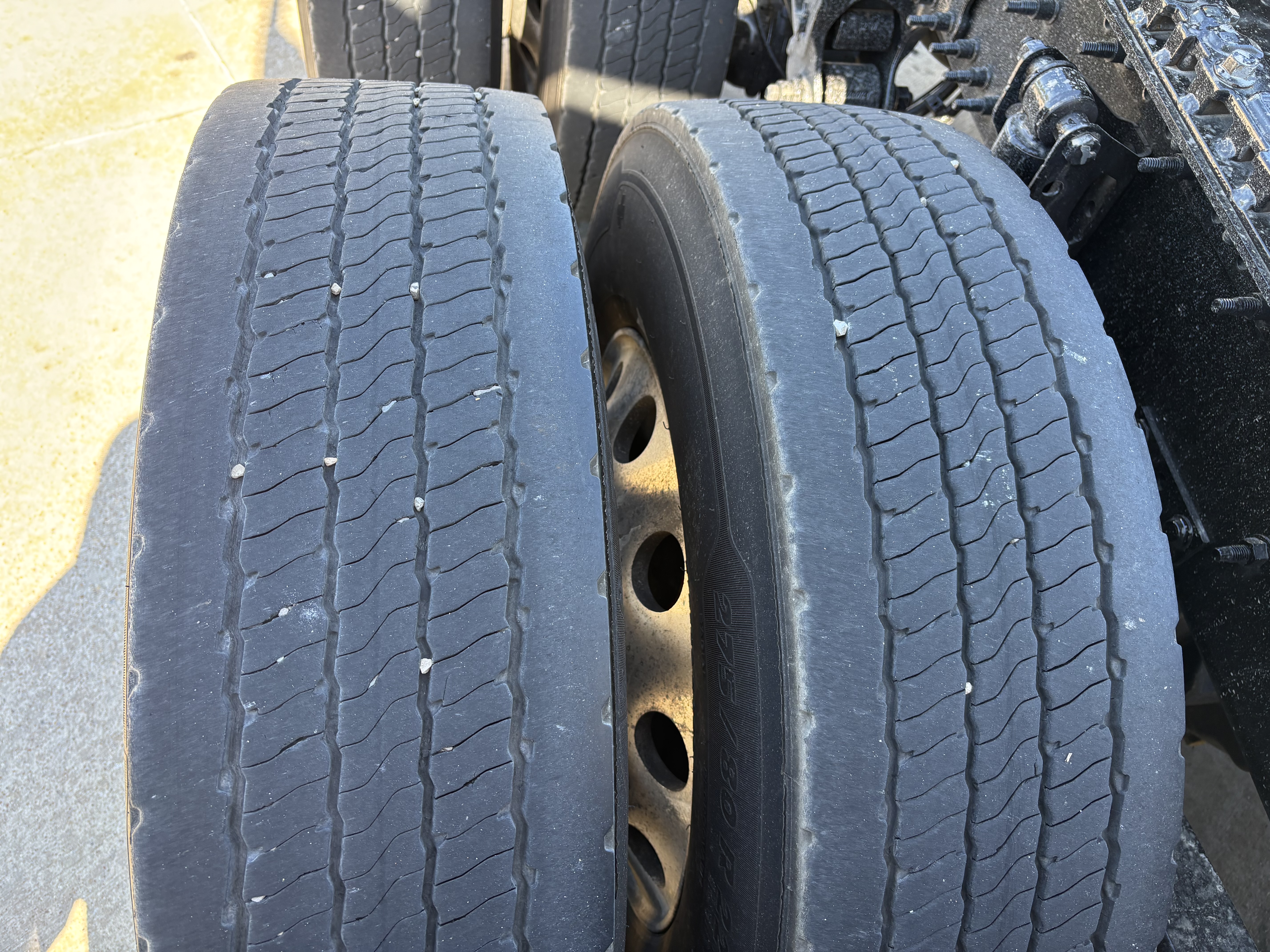 2024 Volvo - image 17