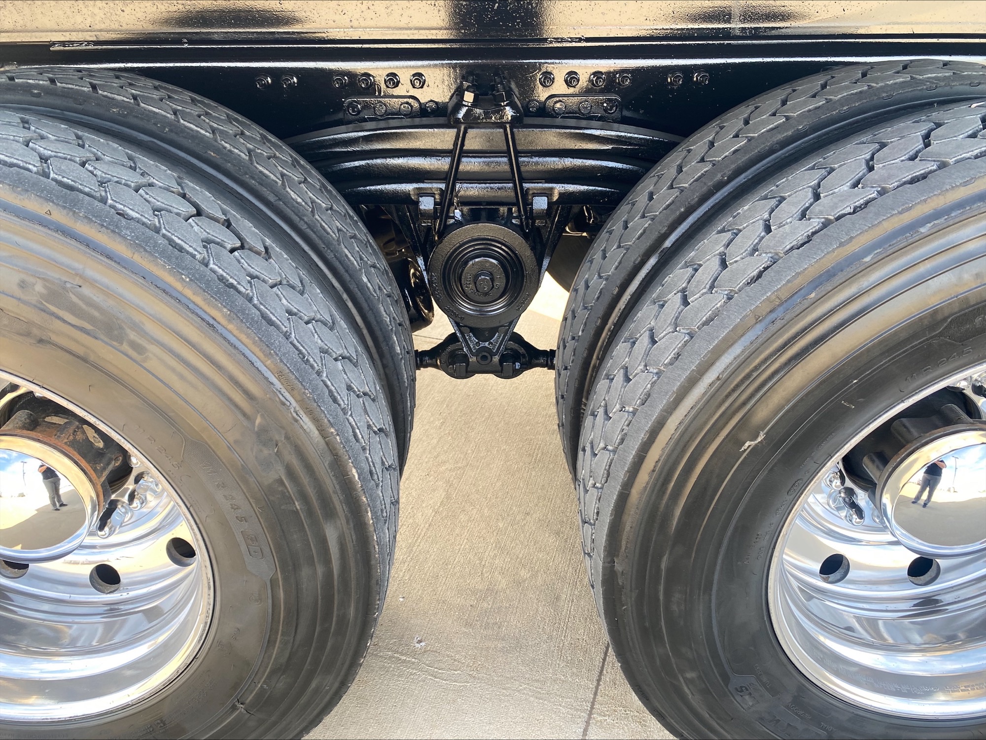 2023 Volvo - image 26