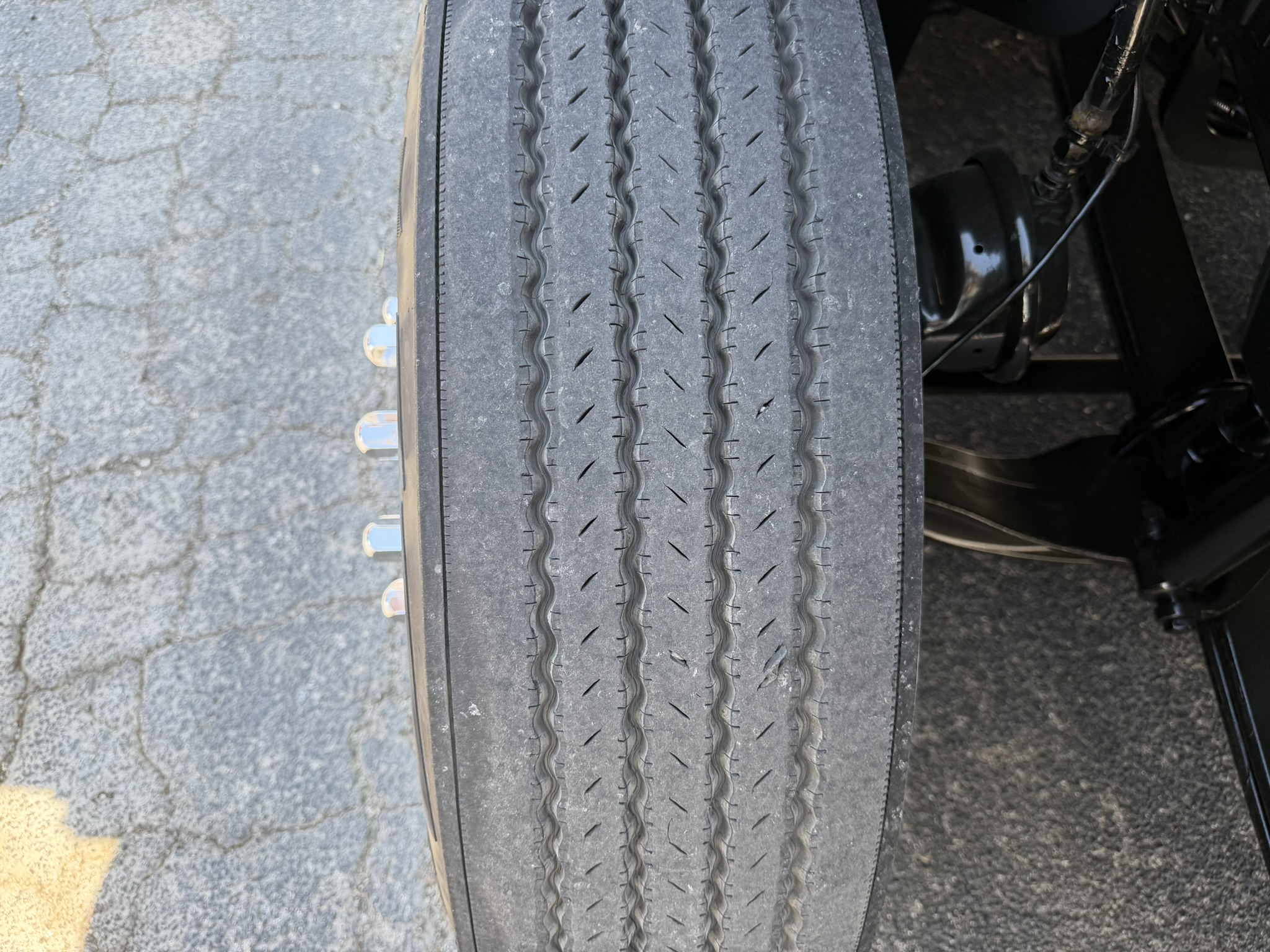 2024 Volvo - image 19