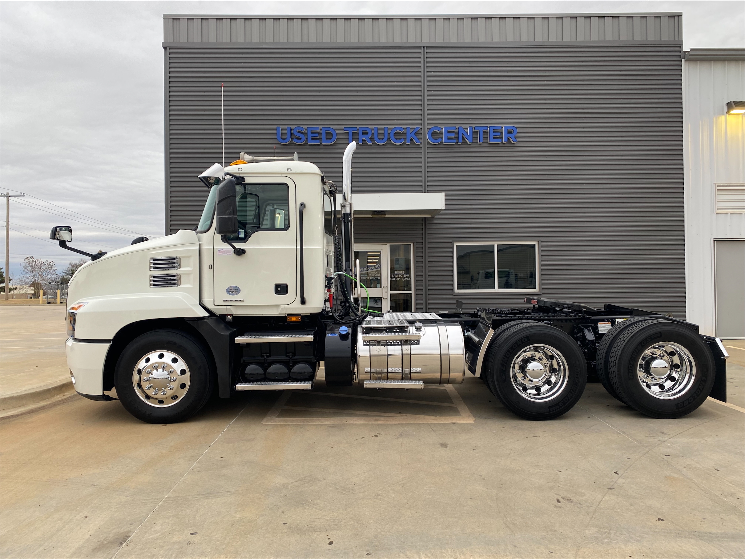 2021 Mack — photo 8