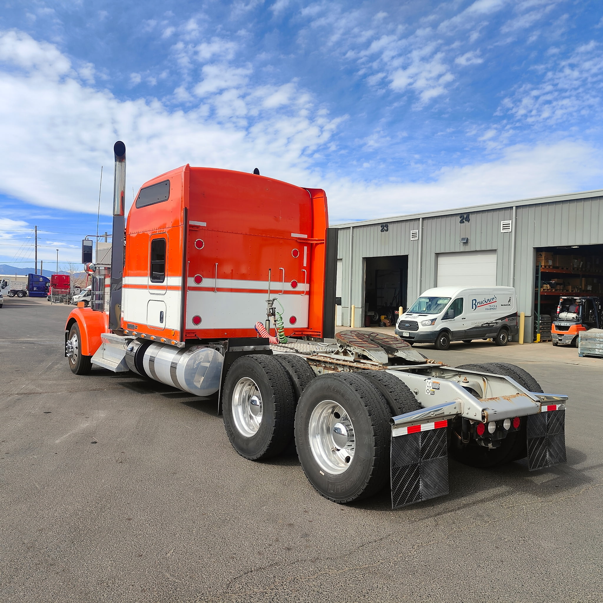 2019 Kenworth - image 3