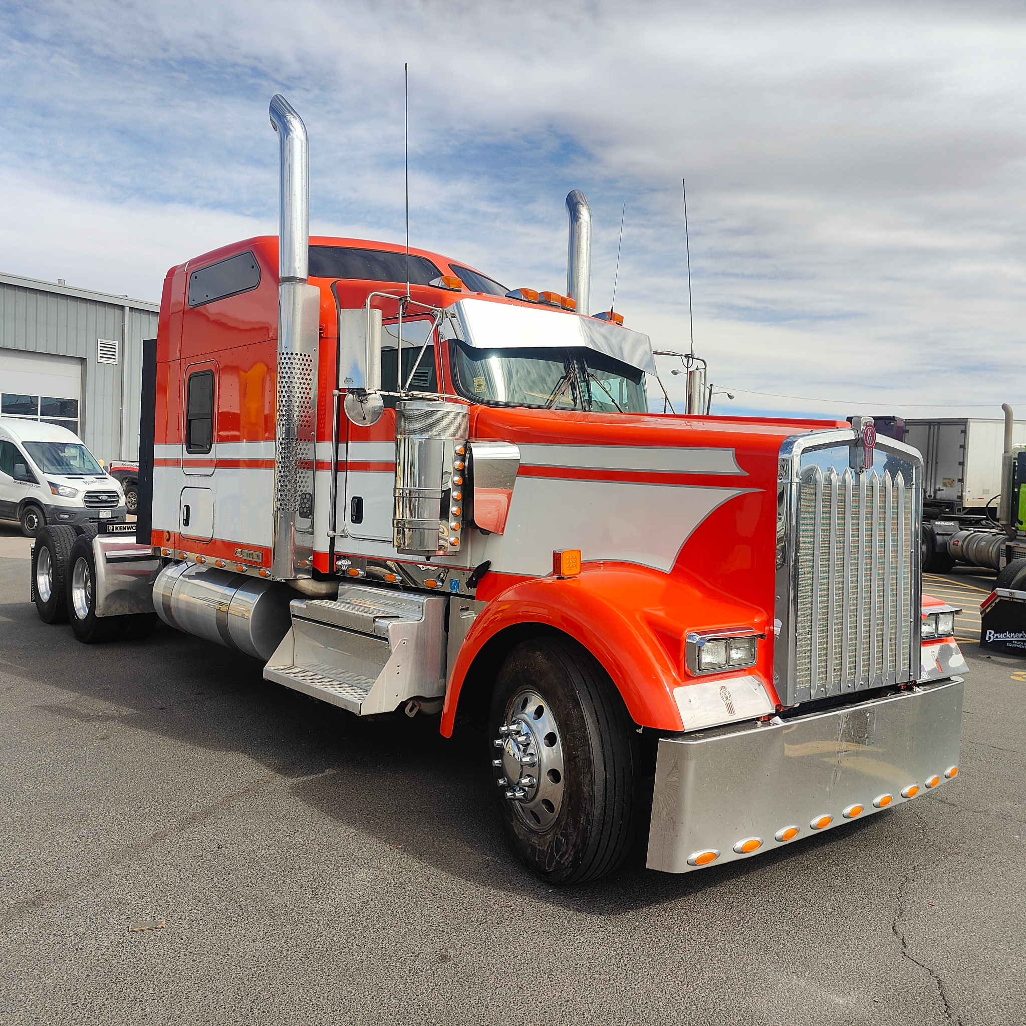 2019 Kenworth - image 5