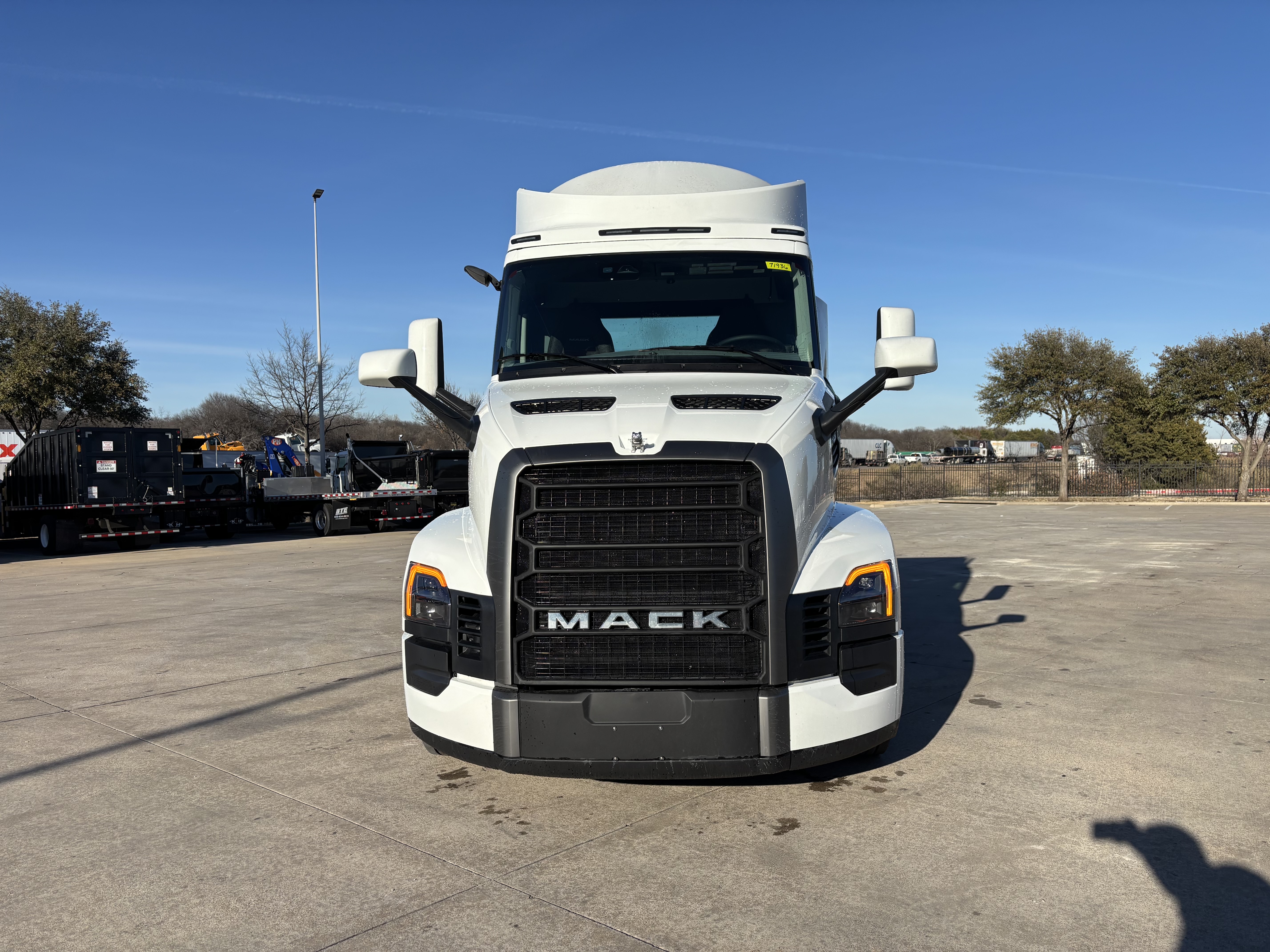 2027 Mack - image 2