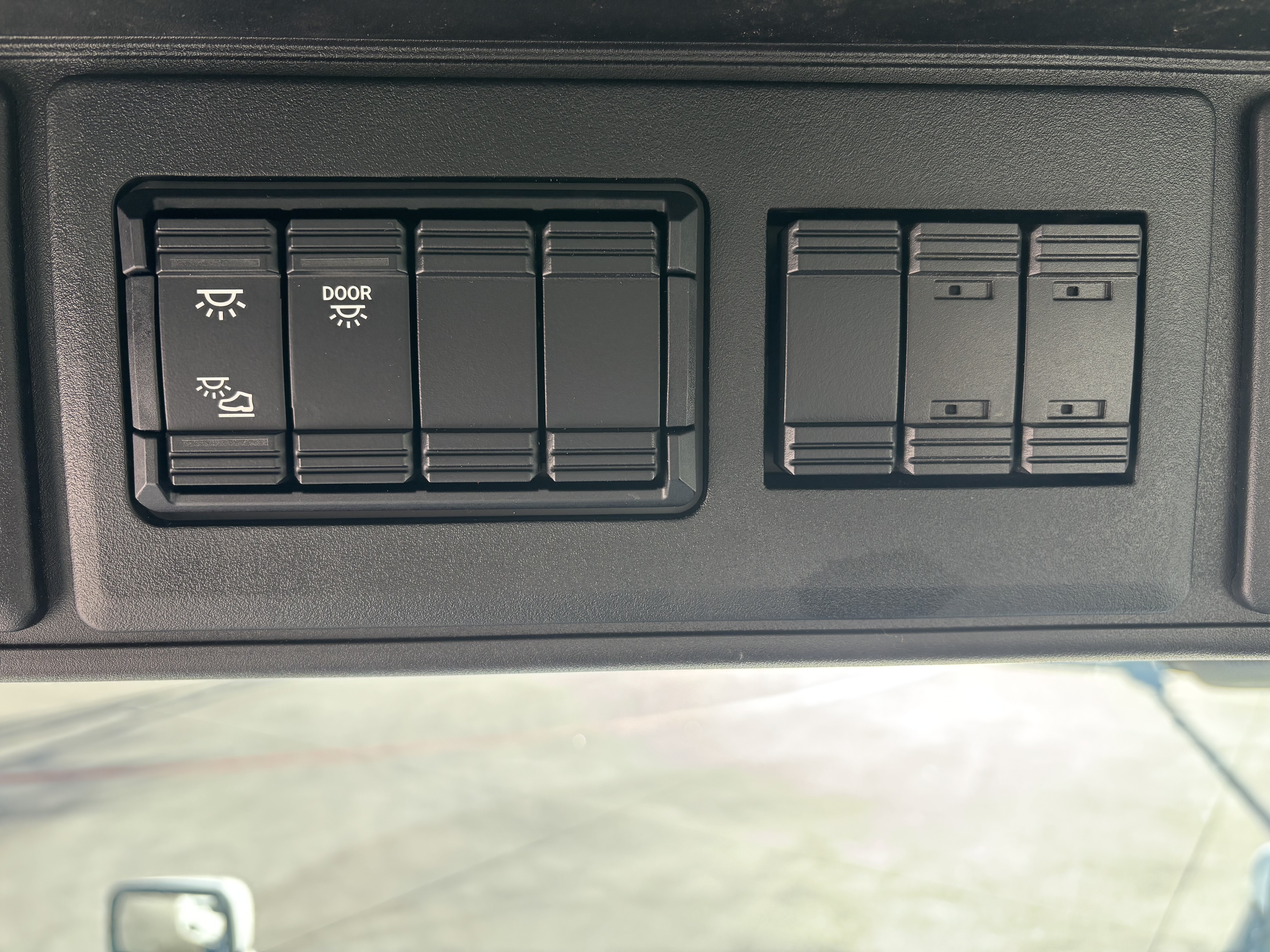 2027 Mack - image 24