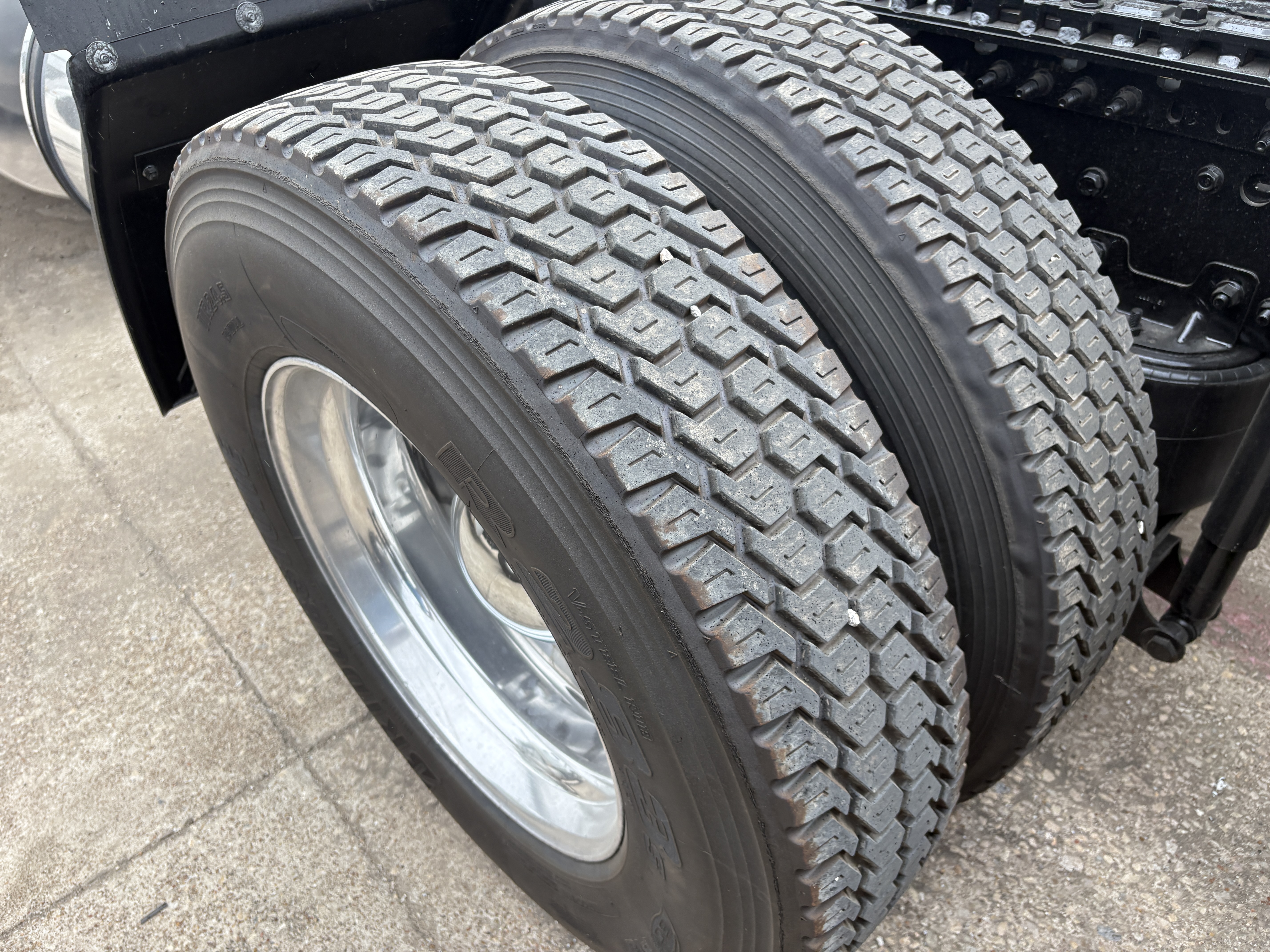 2019 Mack - image 15