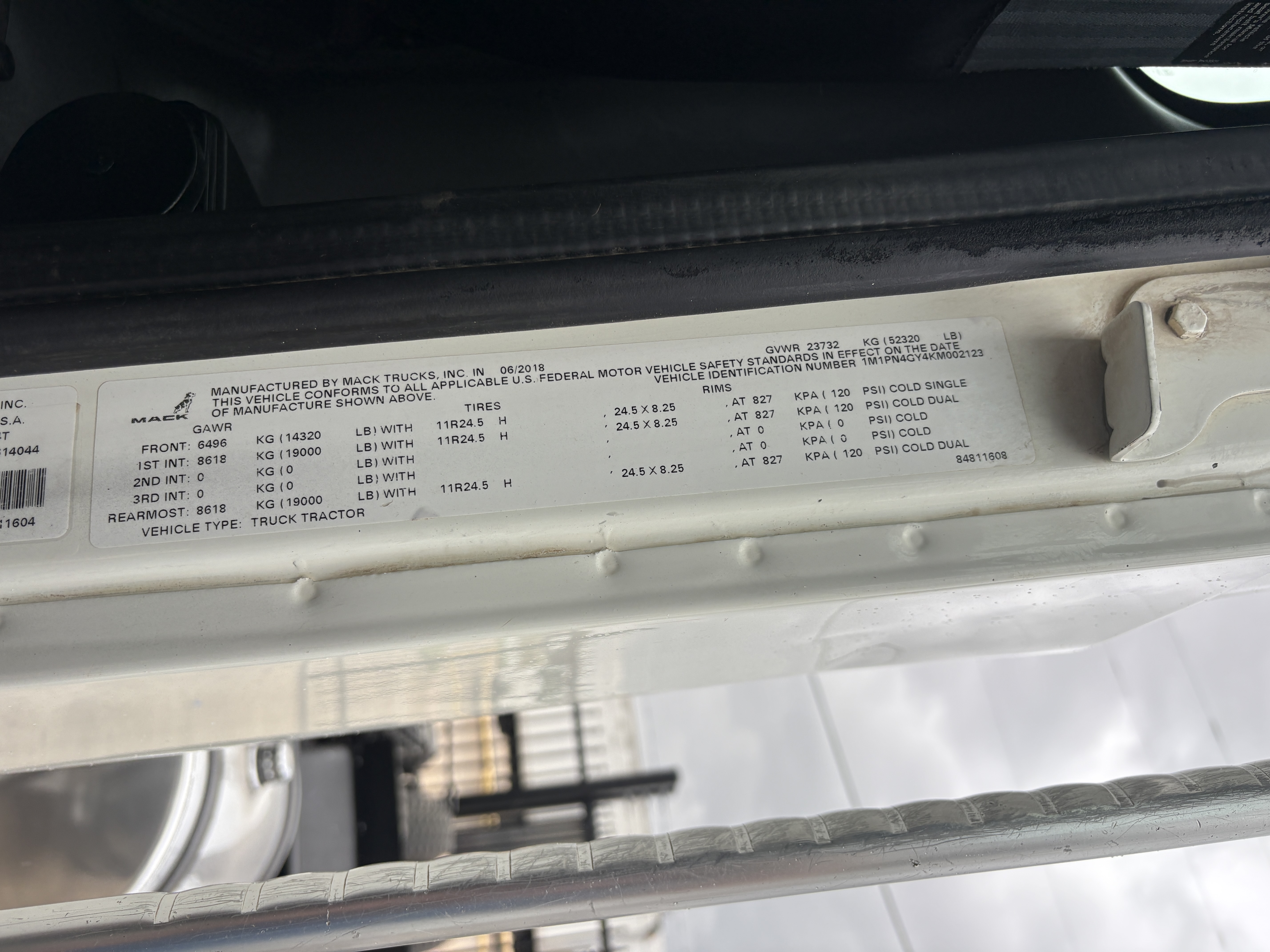 2019 Mack - image 24