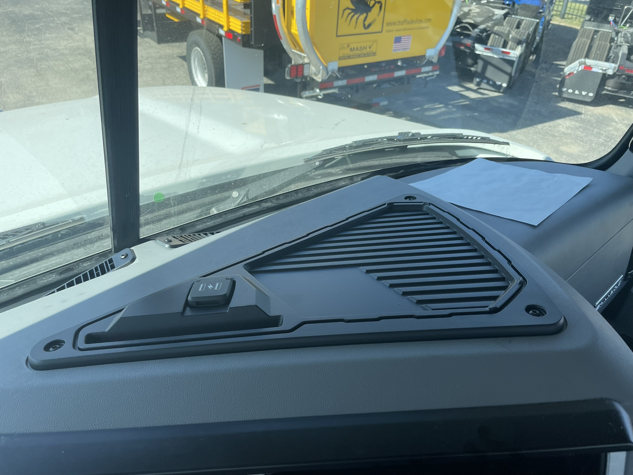 2026 Mack - image 16