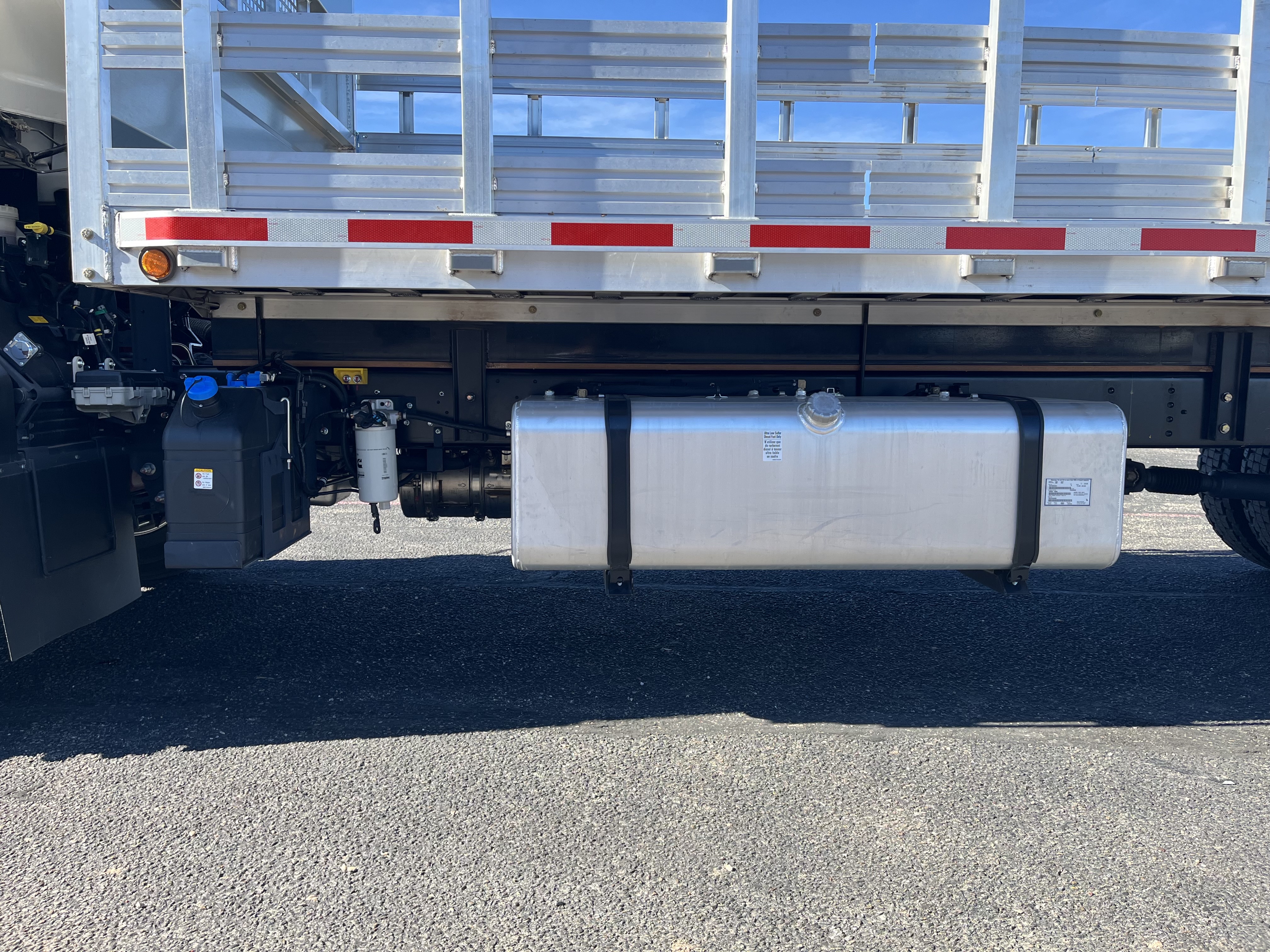 2025 Isuzu FTR - image 5