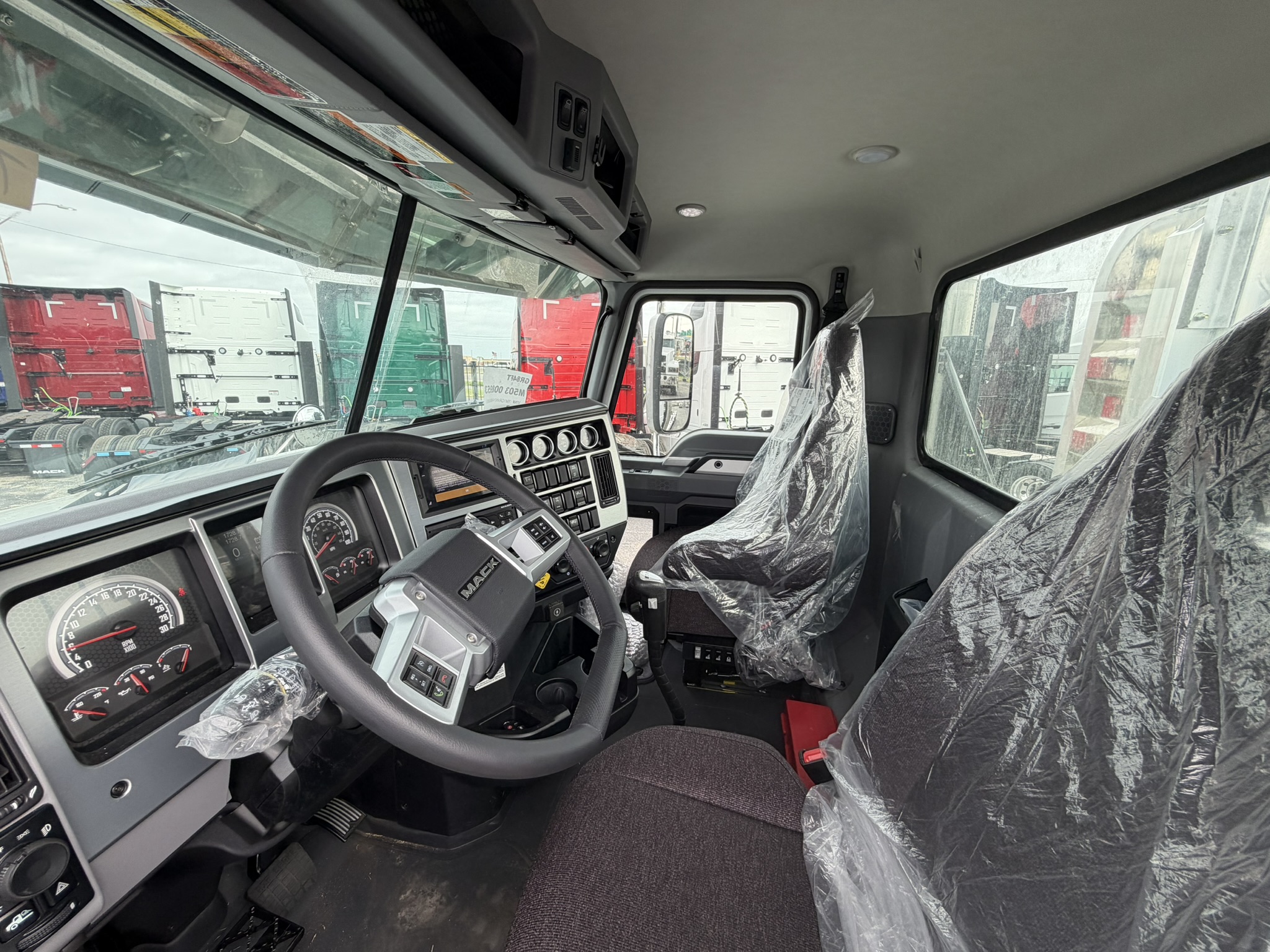 2027 Mack - image 11