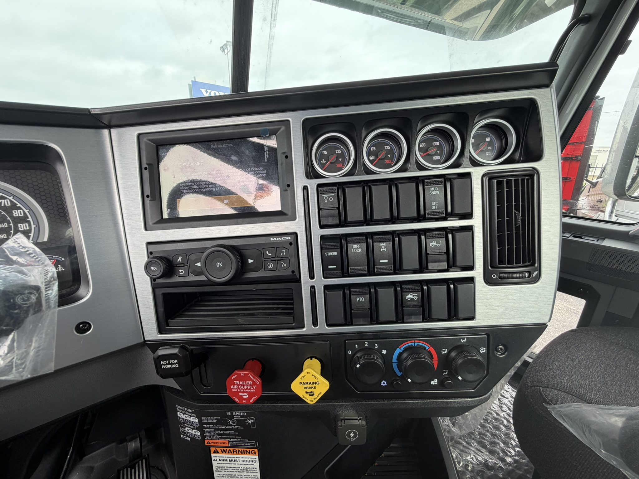 2027 Mack - image 13