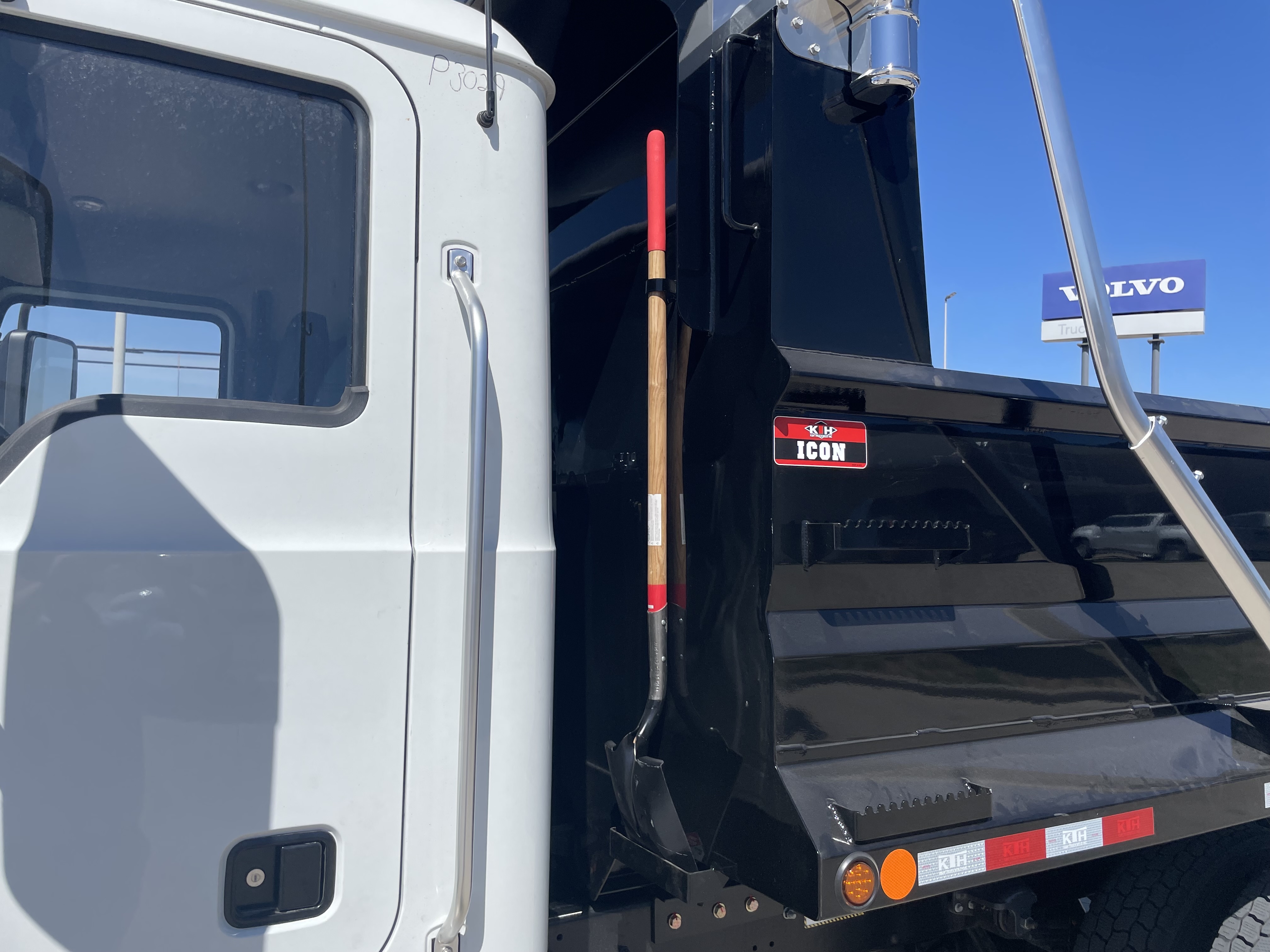 2026 Mack - image 13