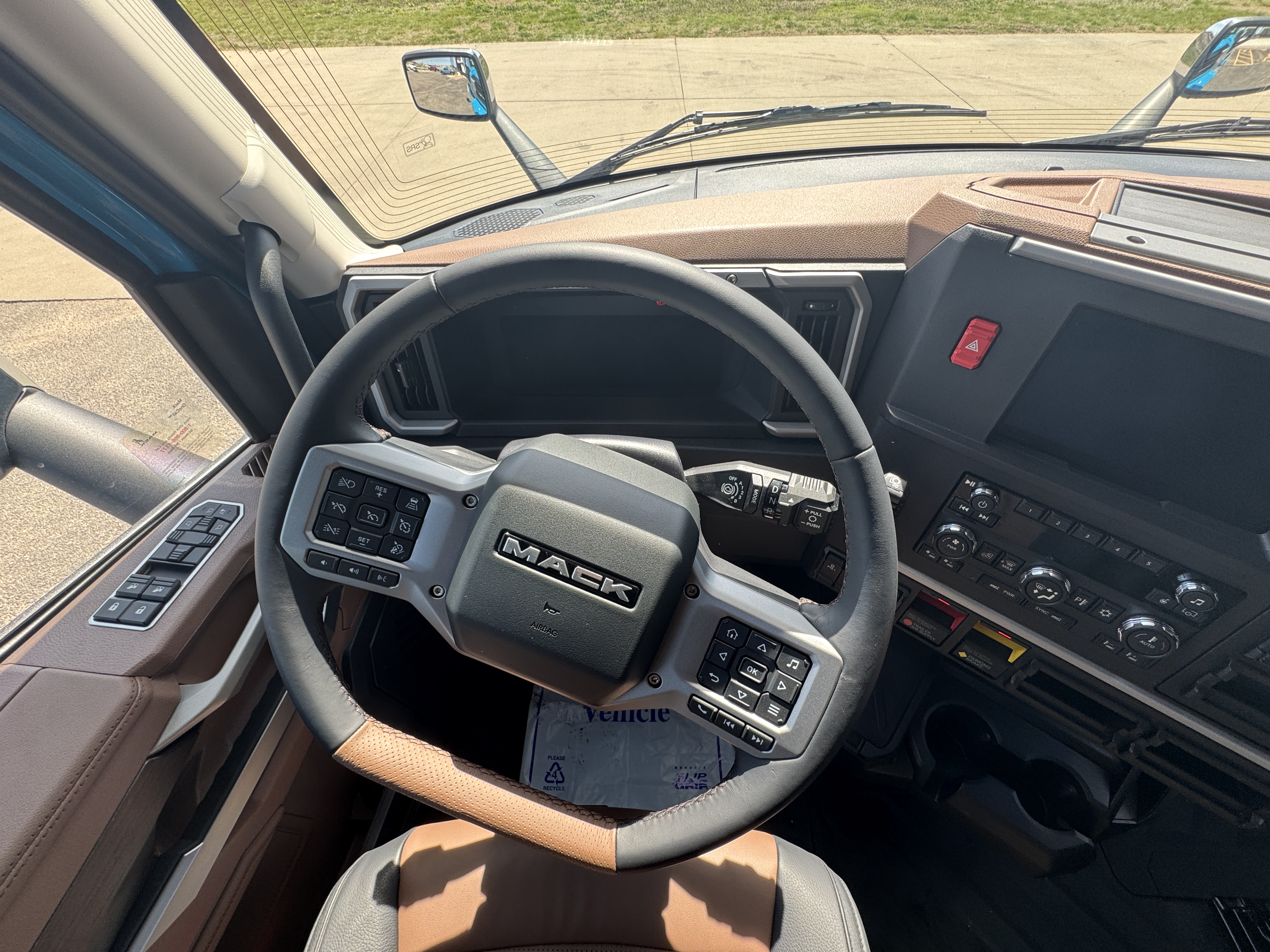 2027 Mack - image 12