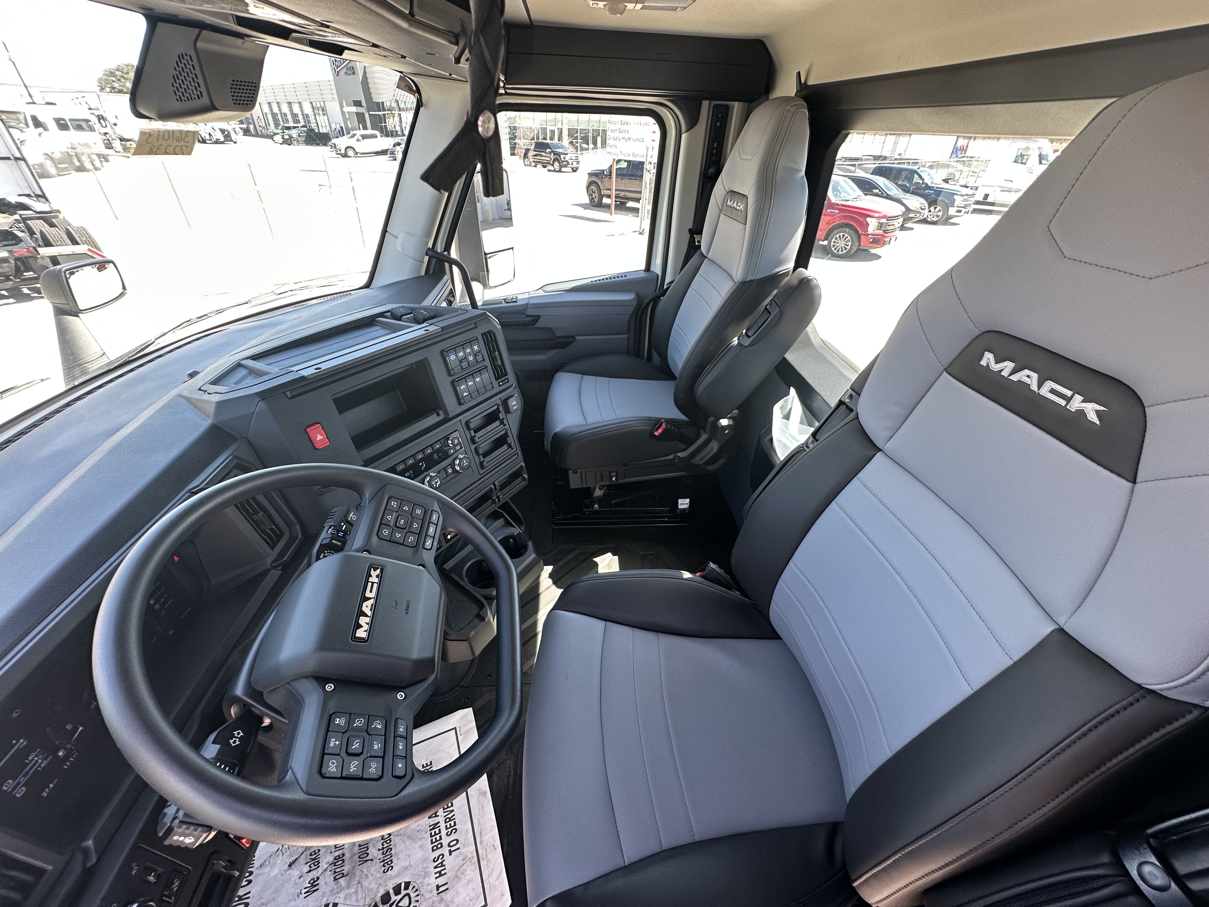 2027 Mack - image 9