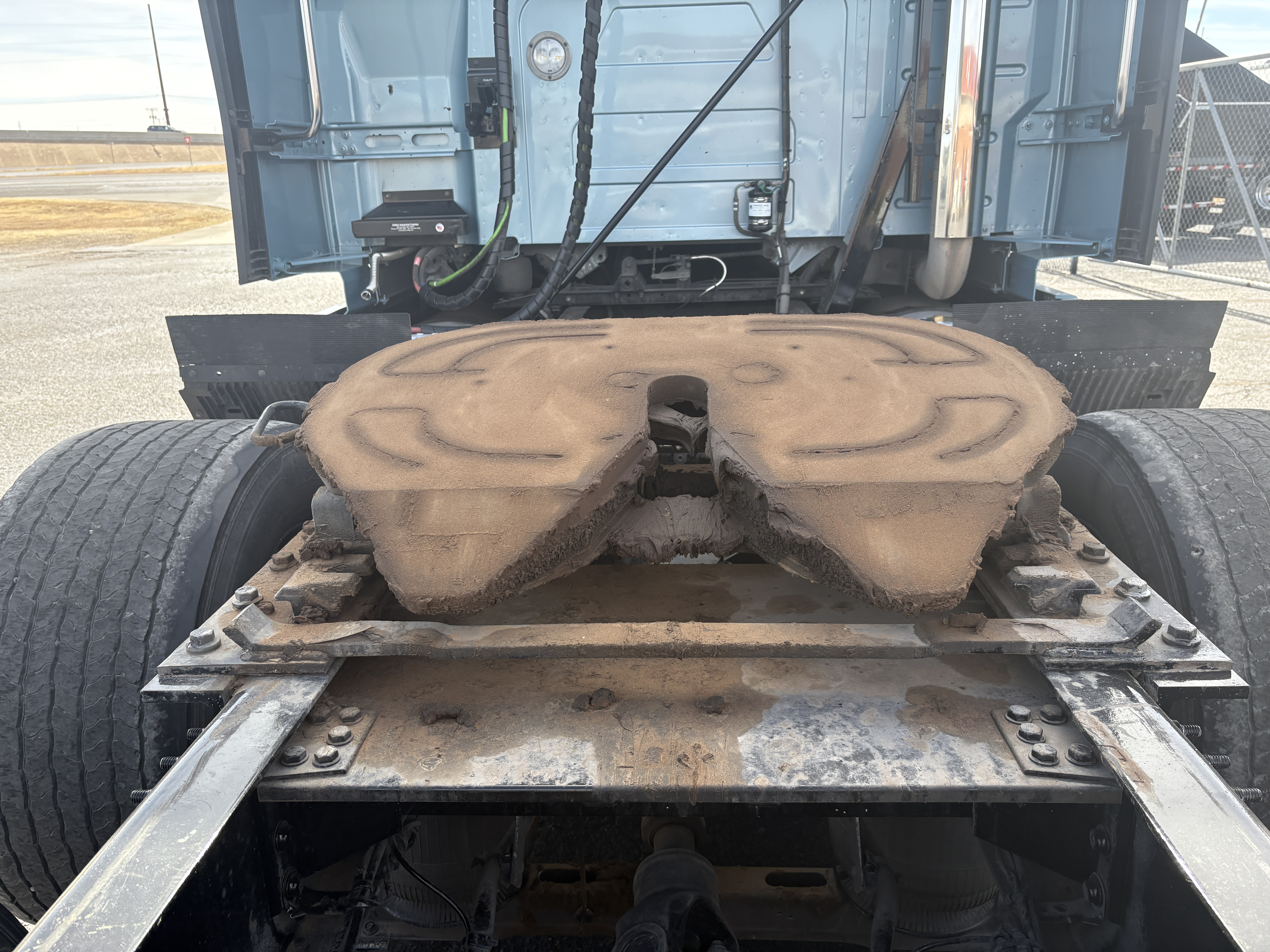 2022 Volvo - image 7