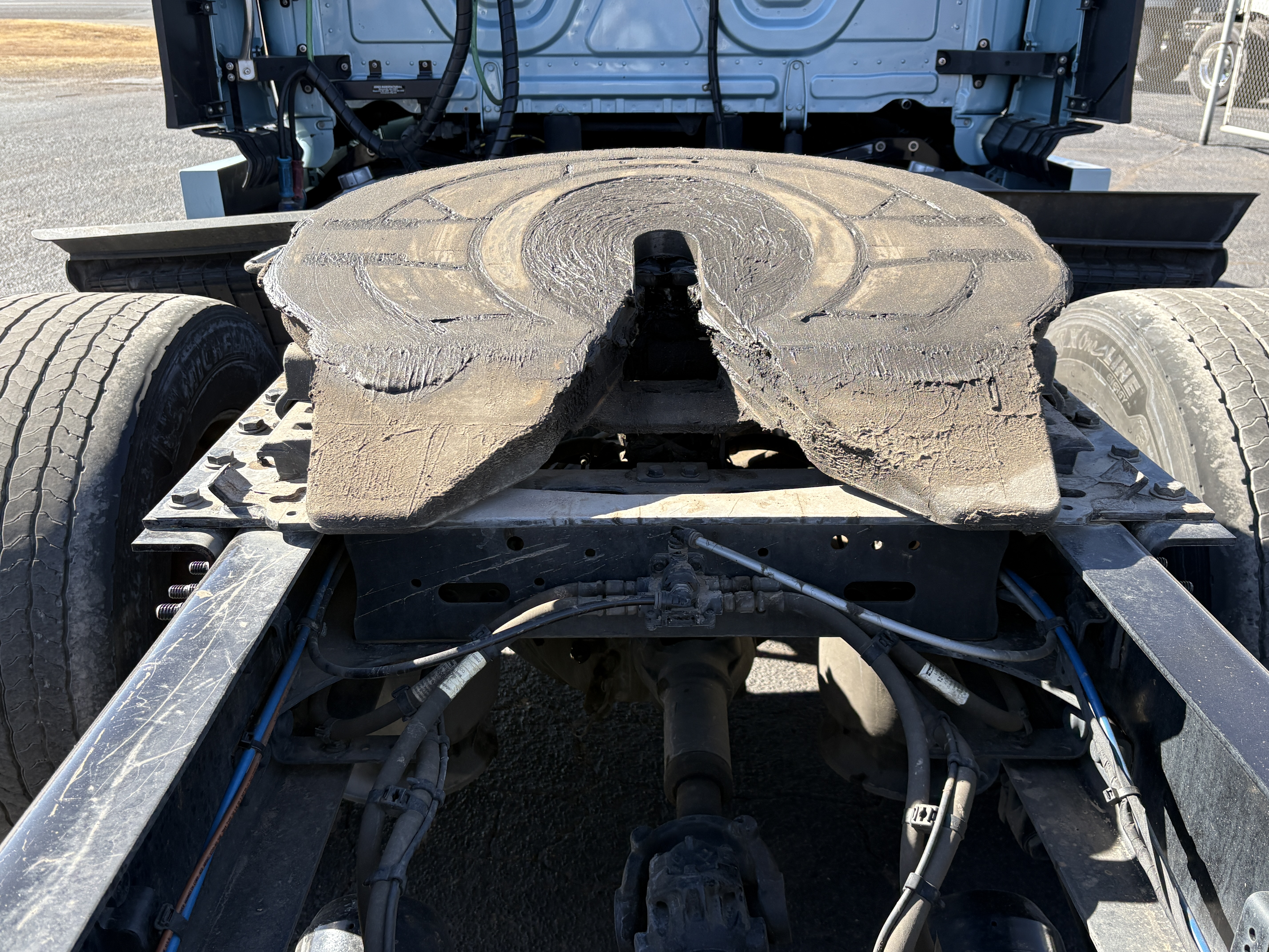 2023 Freightliner Cascadia - image 7