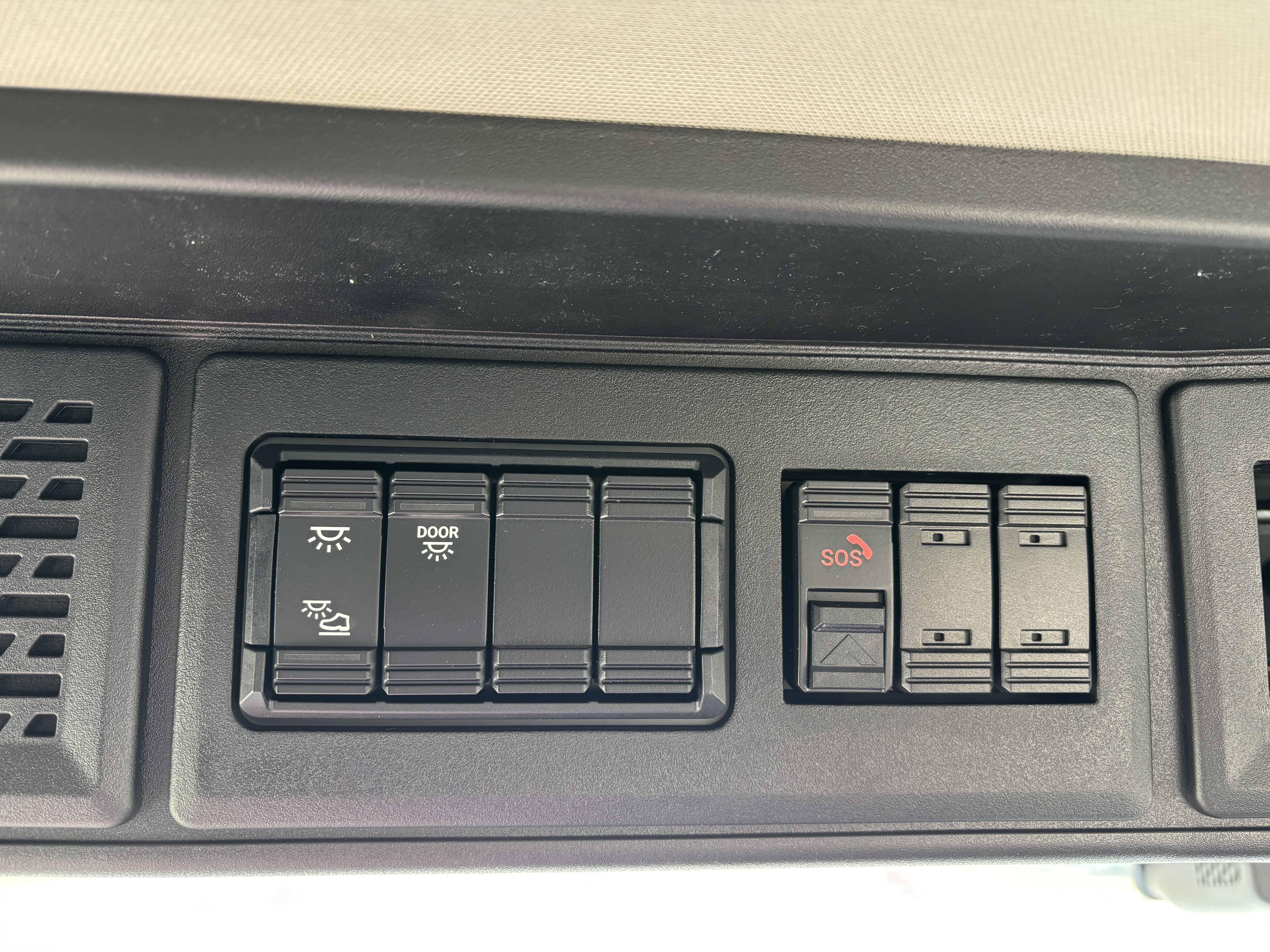 2027 Mack - image 17