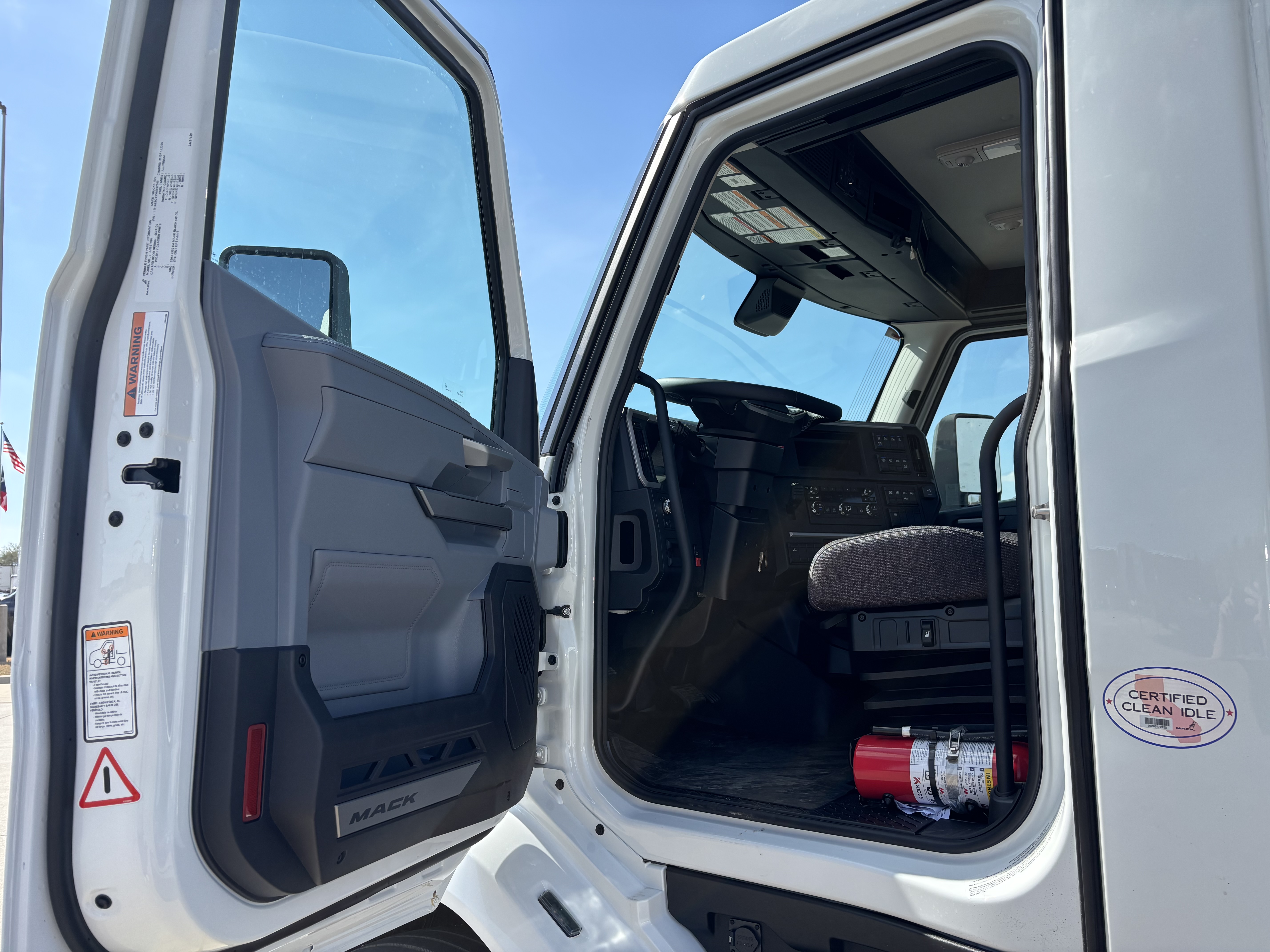 2027 Mack - image 12